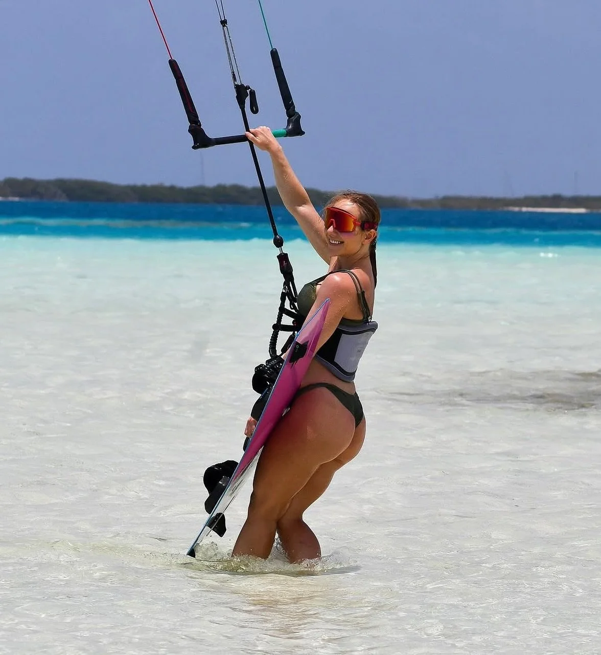 @cohaniae
&bull;
Some 📸 from the Paradise 🏝️🌊☀️ by @andreamijares11 💝