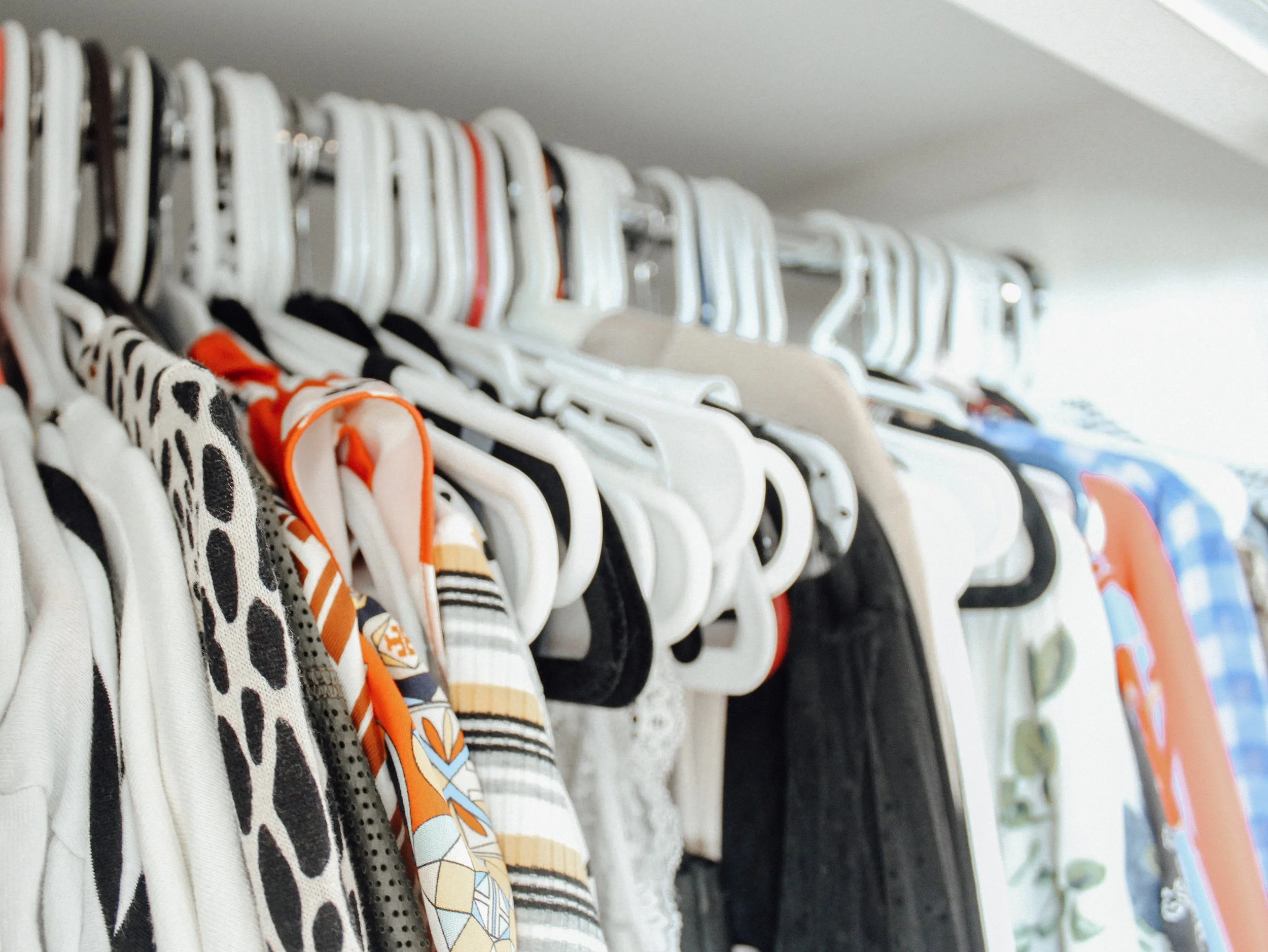 CLOSET CLEANOUT TIPS