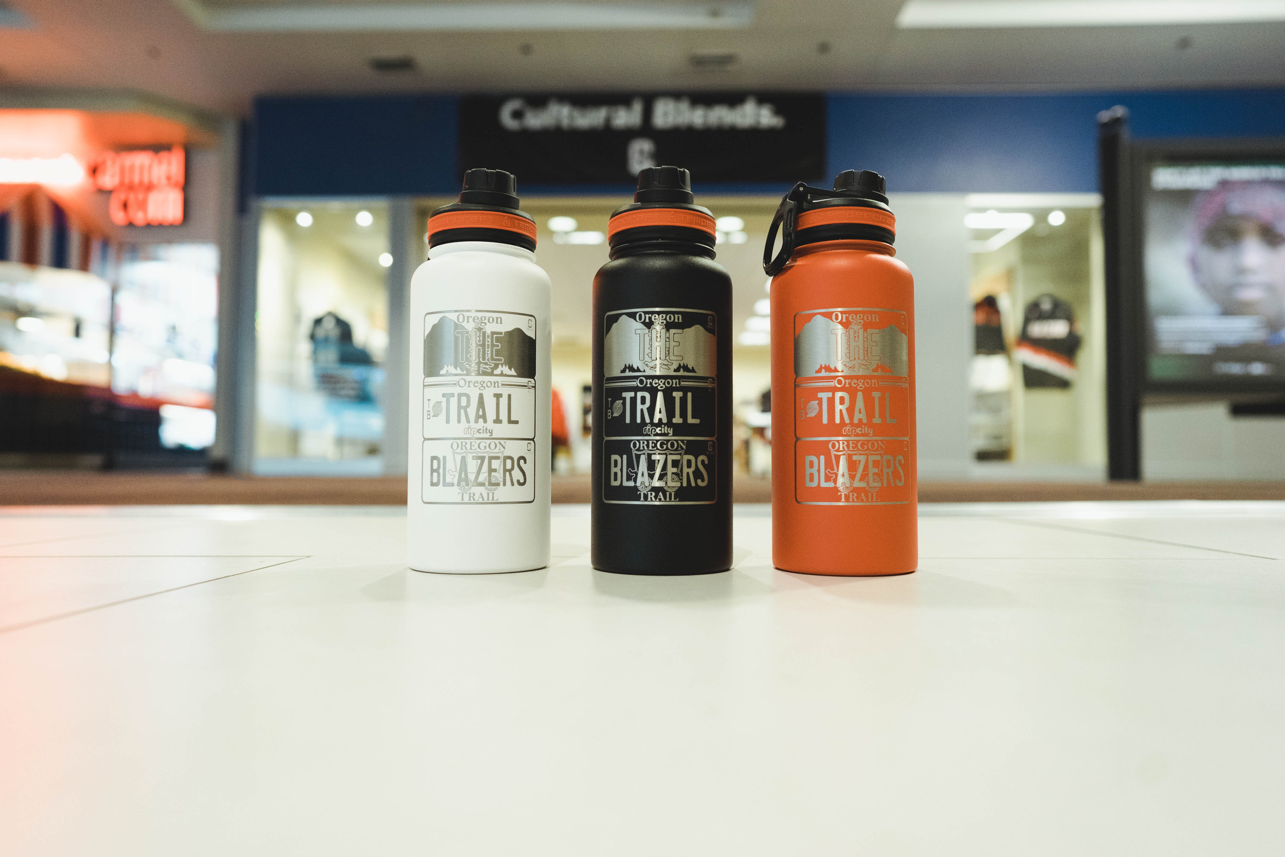 The Trail Blazers 32-oz Thermos Bottle — Cultural Blends.