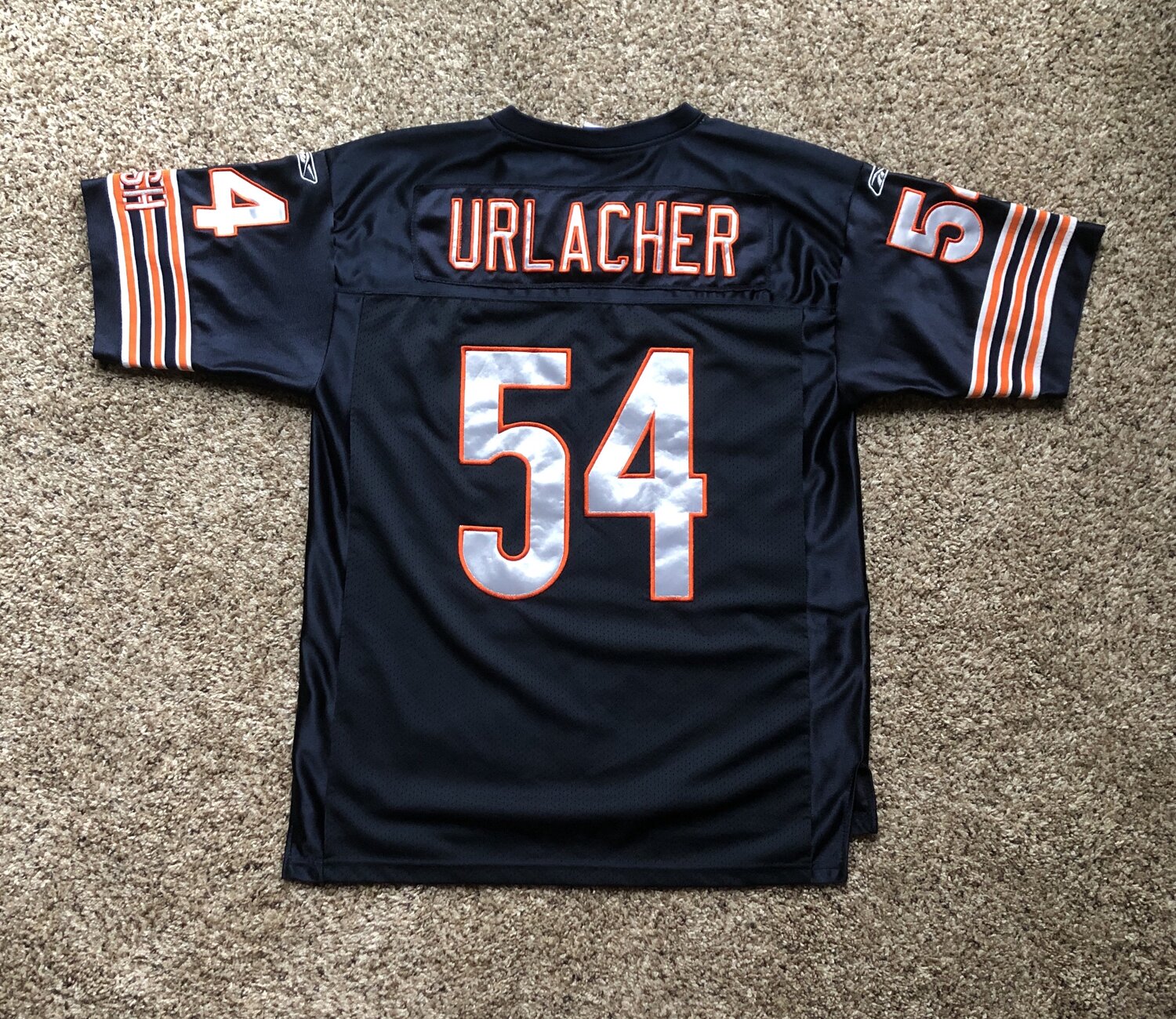 Vintage Authentic Bears 'Brian Urlacher' Jersey - Size 48 — Cultural Blends.