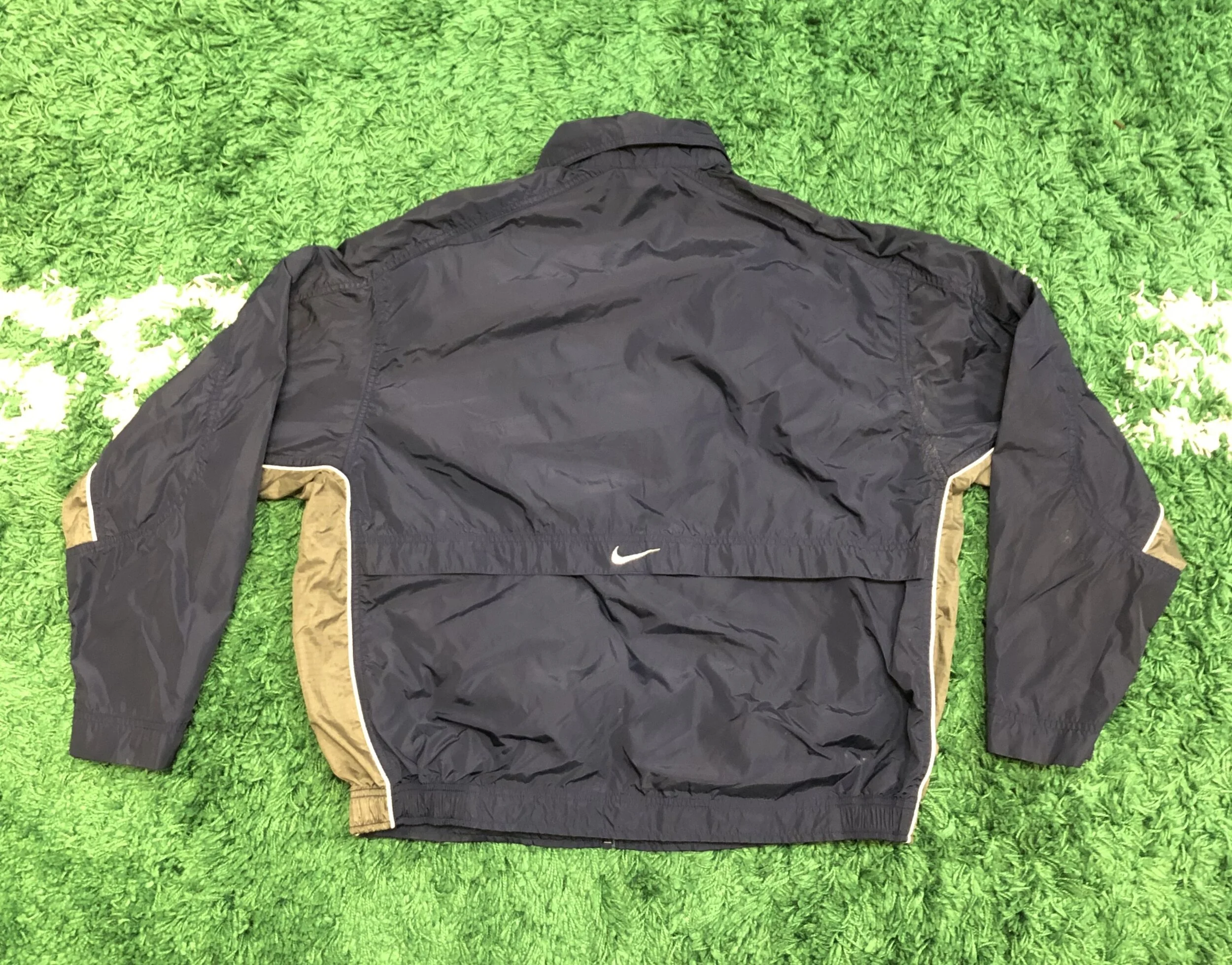 vintage nike rain jacket