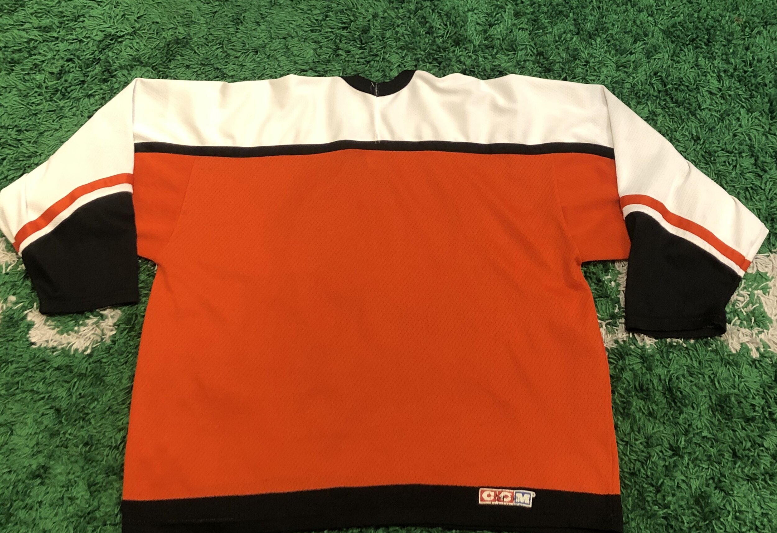 ccm flyers jersey