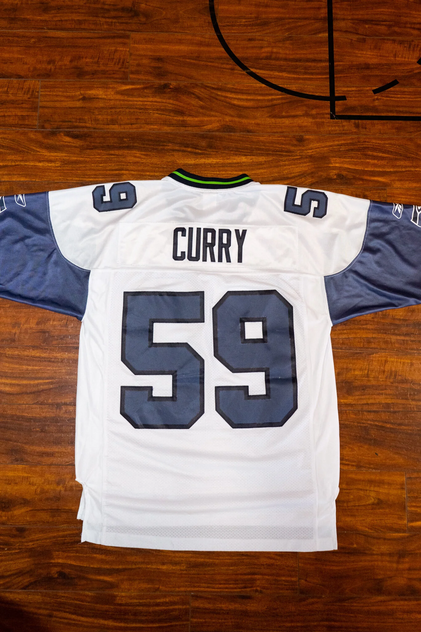 Rebook Seahawks Arron Curry Jersey Size M — Cultural Blends.