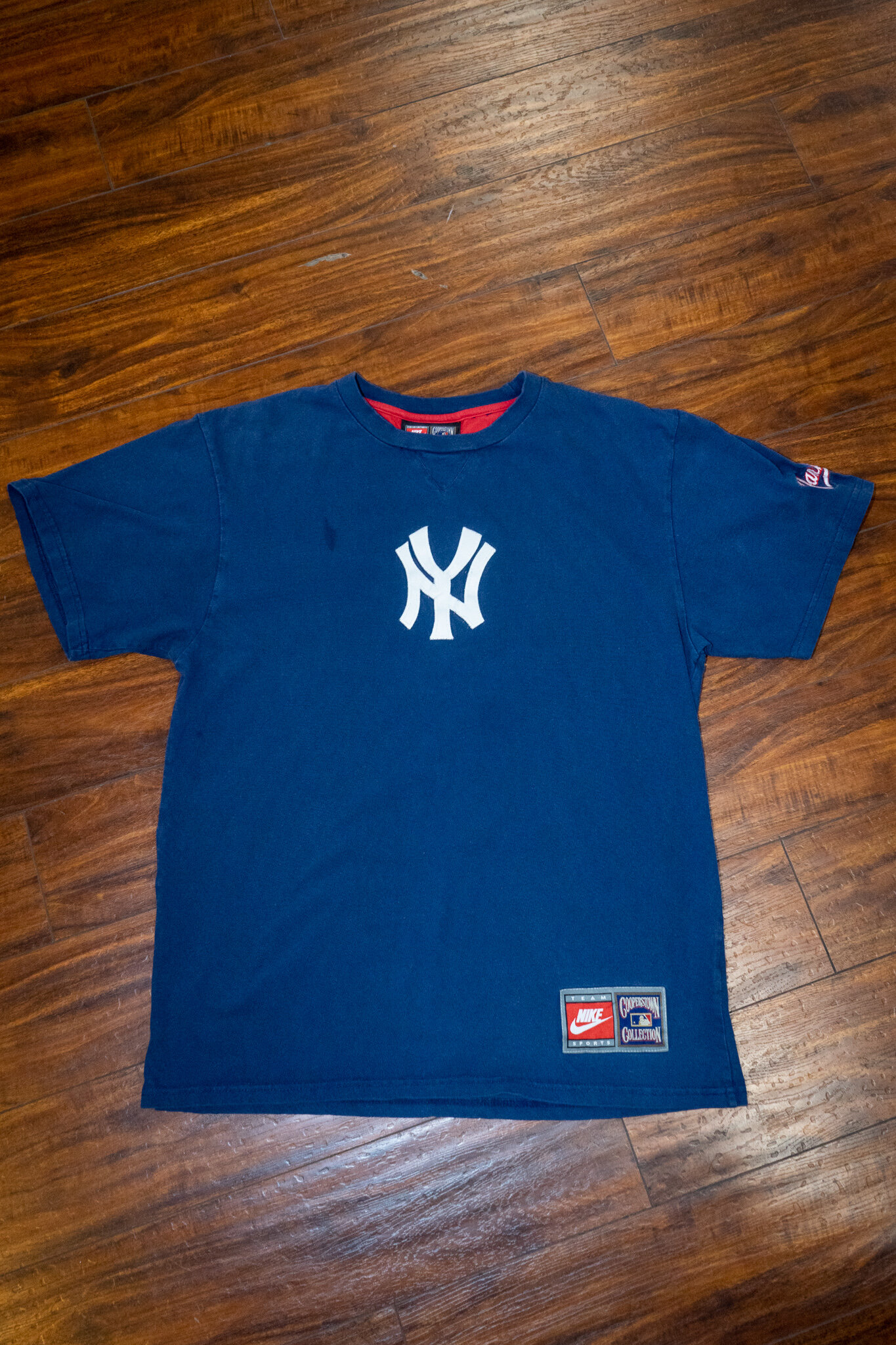 New York Yankees Majestic Men's Logo T-Shirt New Various Sizes/Colours 