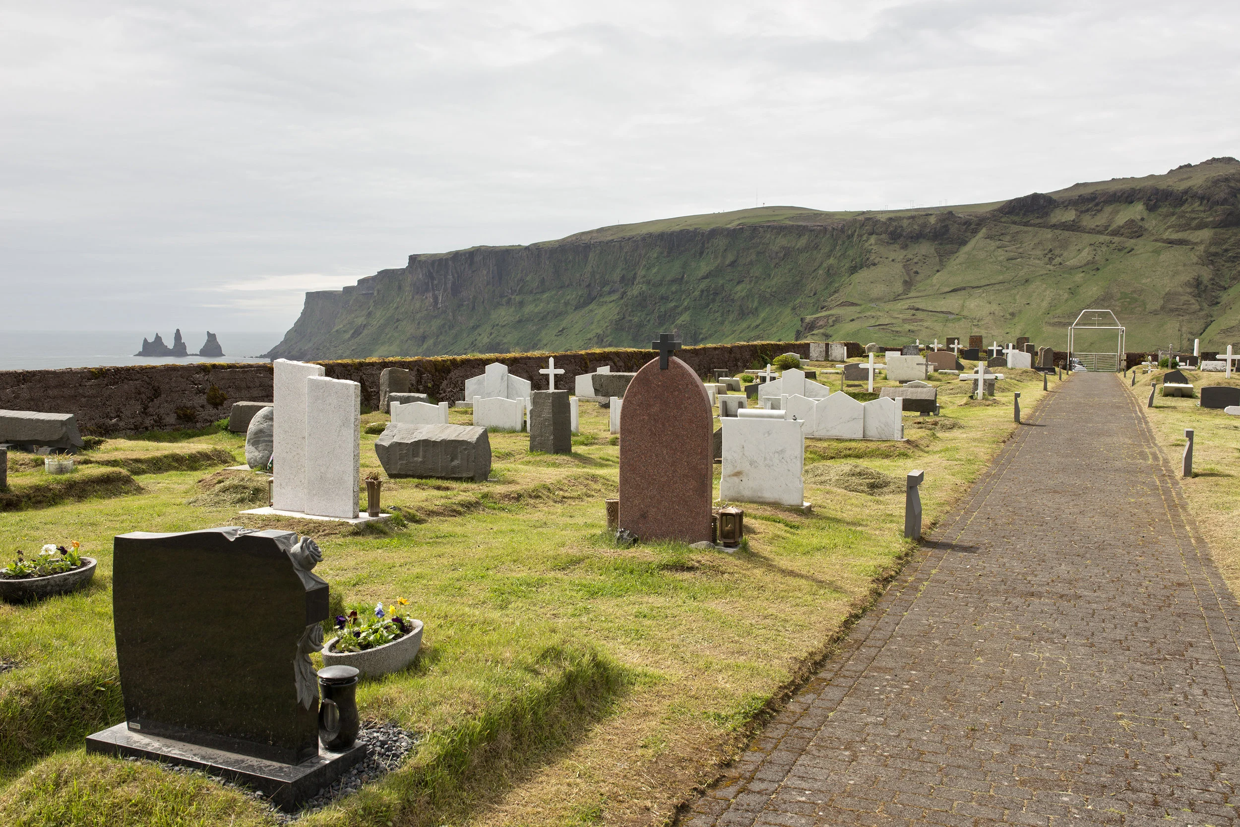 Cemetary.jpg