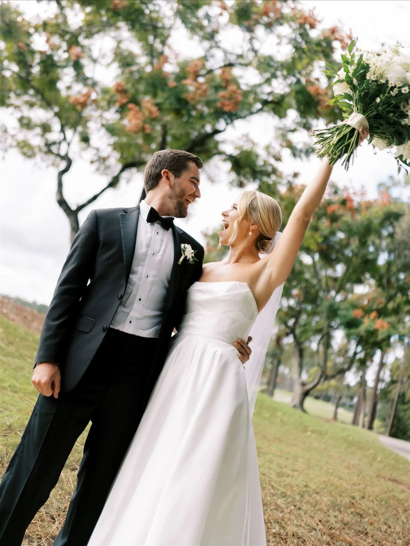 H &amp; B 🤍 Nov. 2024

Vendor Team:
Planner: @firstcoastwedd
Venue: @jacksonvillegolf 
Photography: @chrisfaithphotography 
Videography: @rickerfilms 
Floral Design: @awp_events 
Reception Entertainment: @micheljons / @eastcoastentertainment 
Ceremo