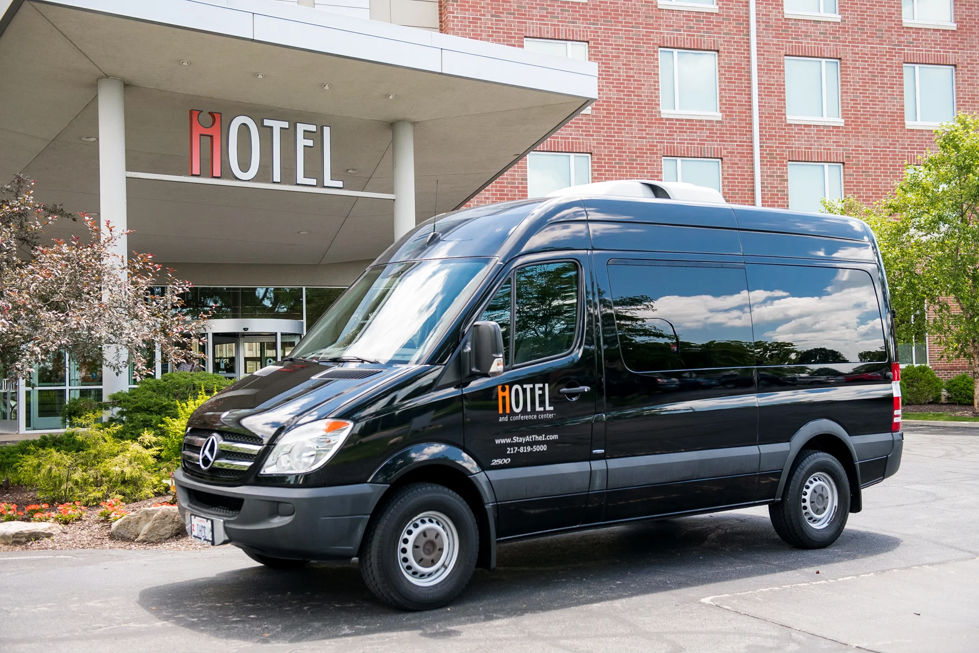 iHotel Renovation Photos | Urbana-Champaign Campus Hotel