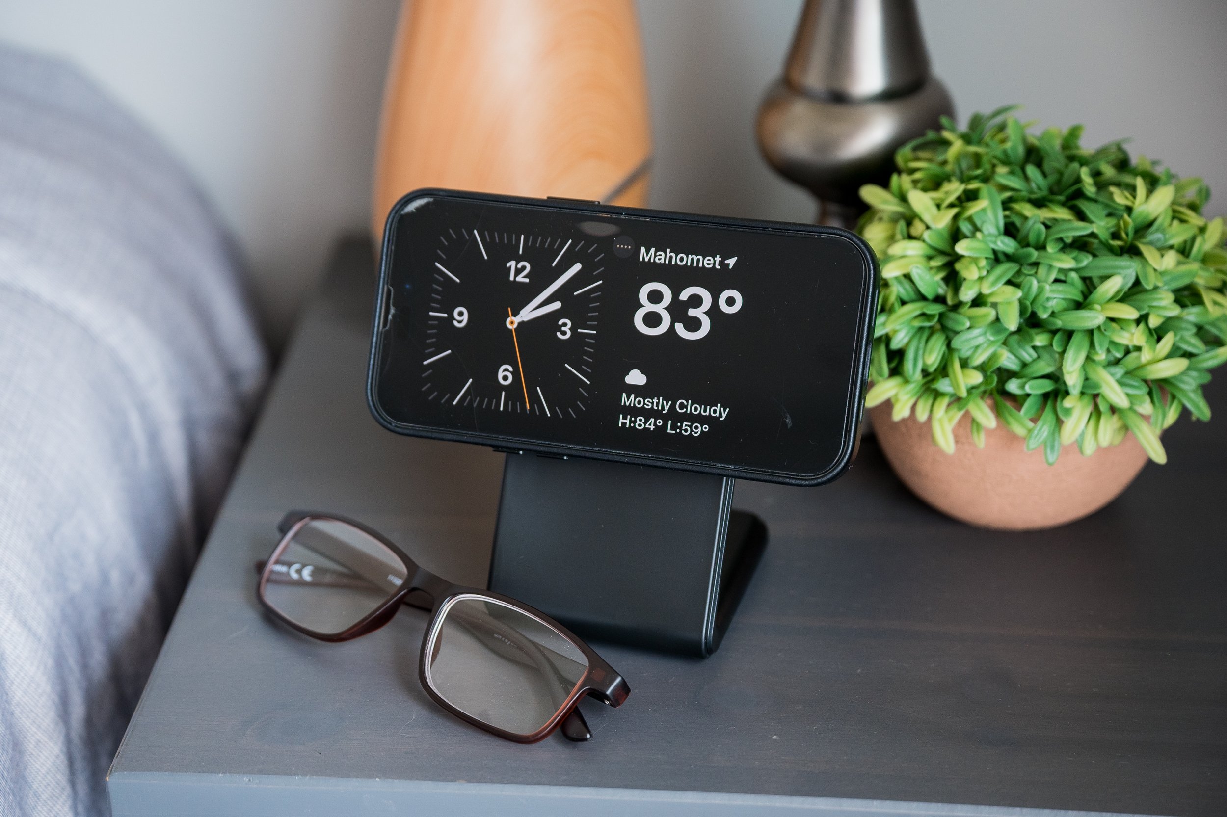 Why Every Small Business Owner Needs a Reliable Phone Set-up