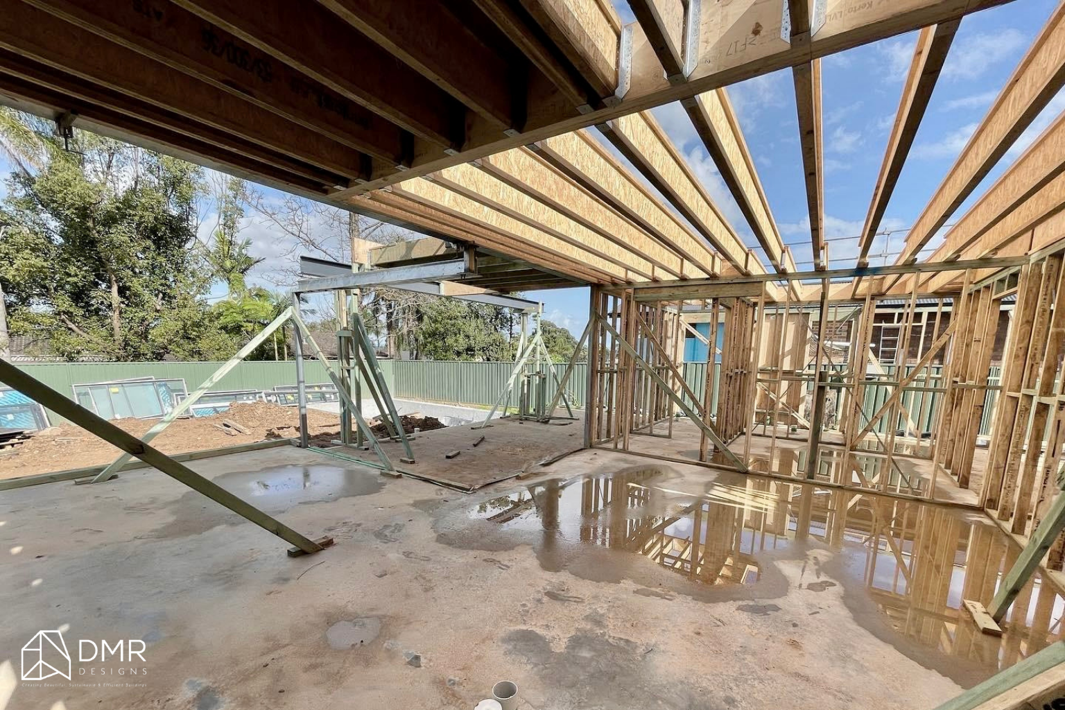 Construction (2).png