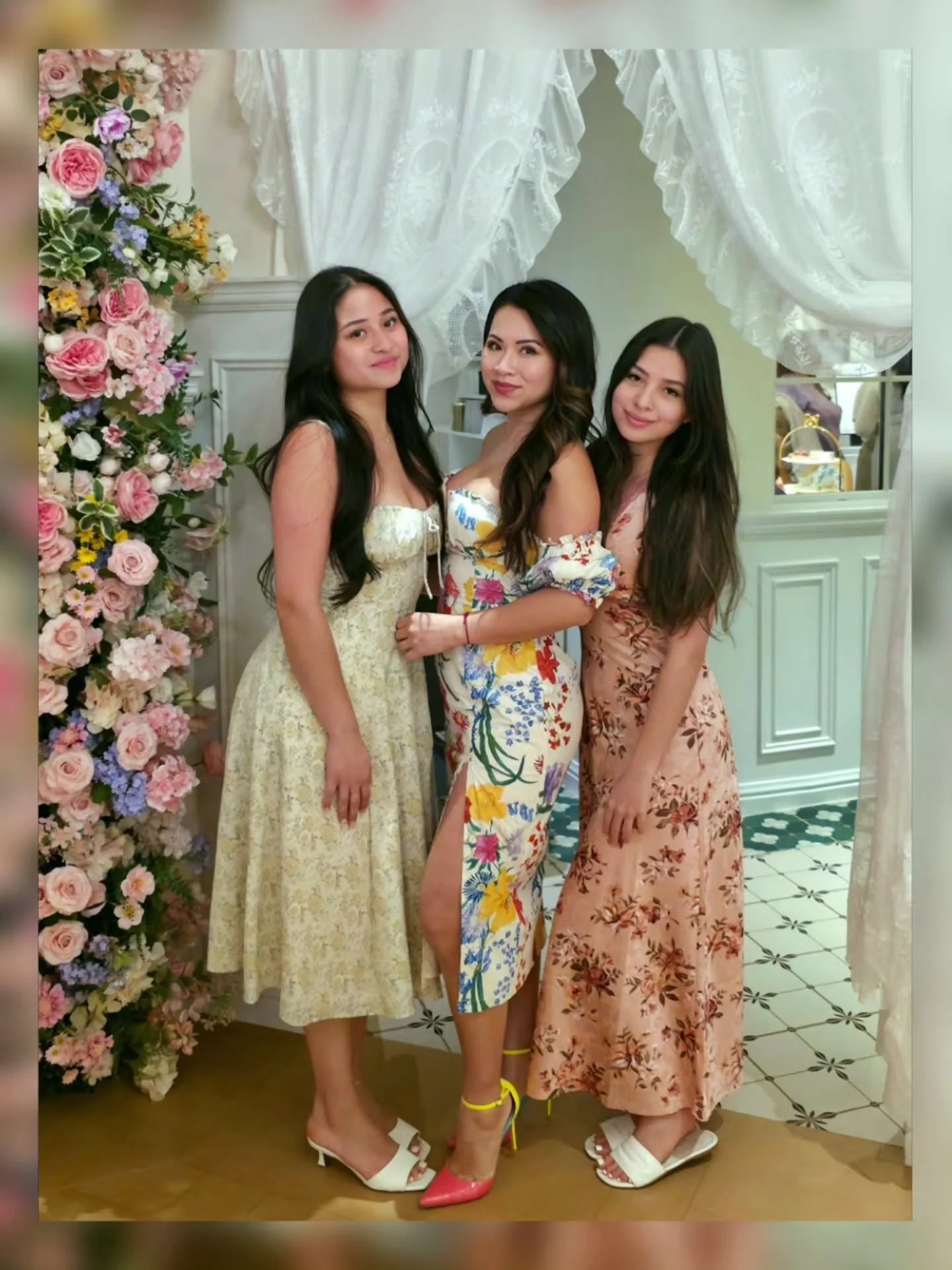 Sipping tea with the squad 🍵