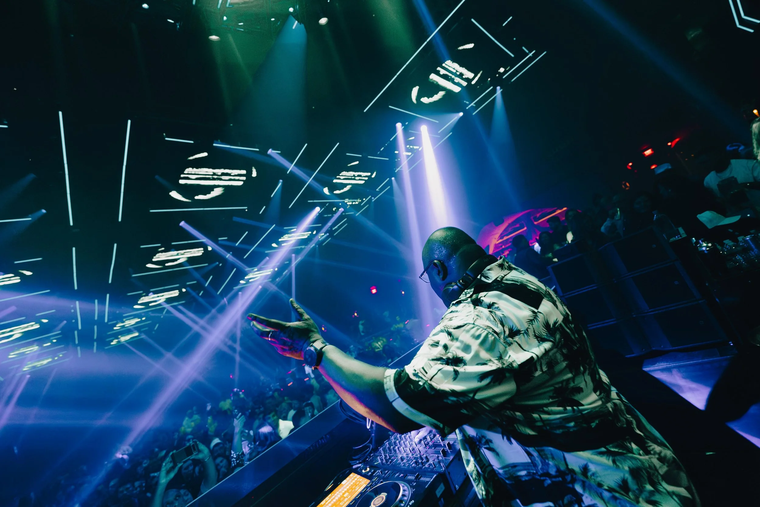 Carl Cox Zouk - Electric Diamond-11.jpg