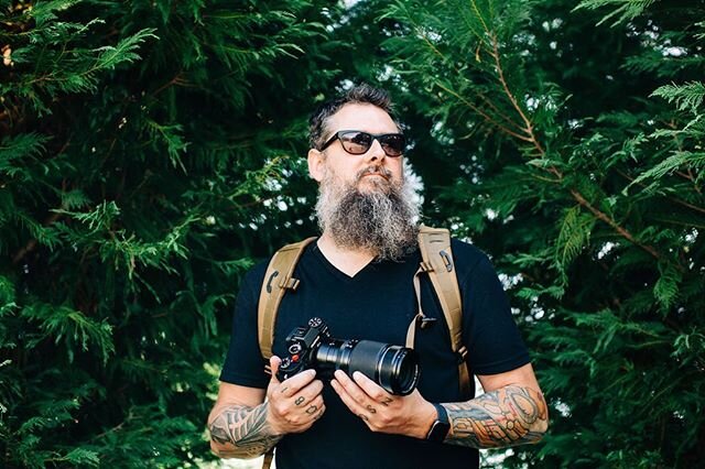 HEY IT&rsquo;S ME!!!! Courtesy of my great friend, the ultra talented @snapsbyso 
I&rsquo;ve been wanting another photographer to capture me and my weirdness and my hobbies and my passion and my greybeardedness, and with the new website looming and m