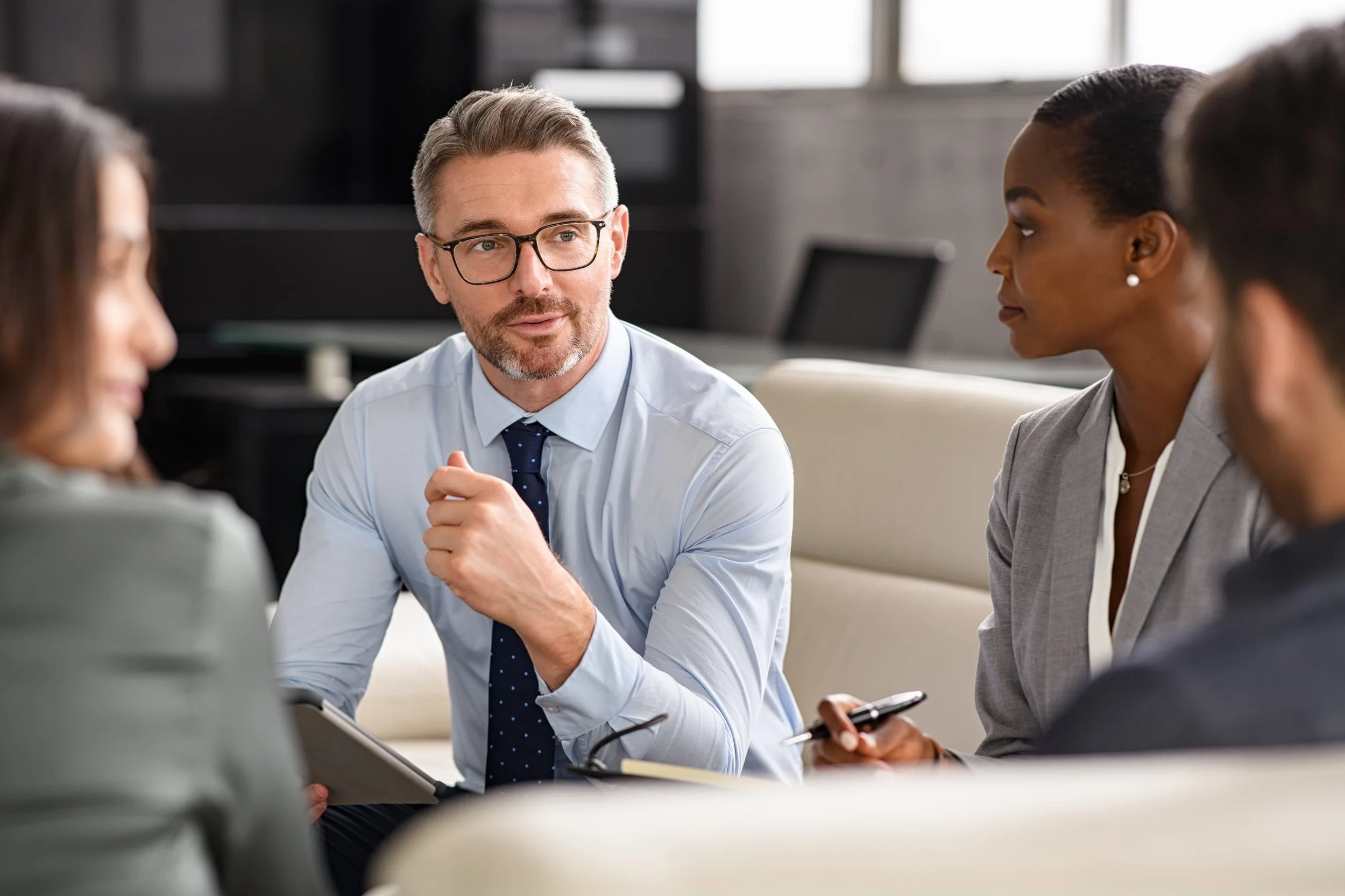 Managing Up: How New Leaders Can Build Relationships with Upper Management  | SuccessCOACHING