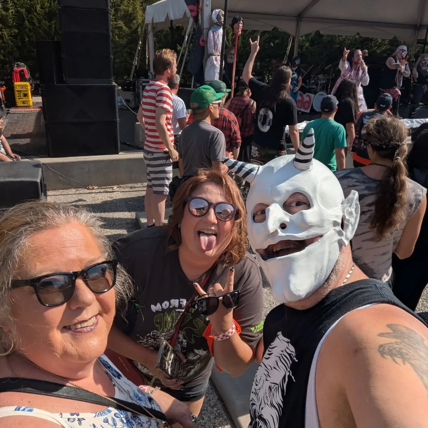 Before the wedding, we jam to @impalershockrock