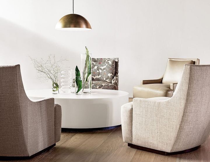 Based on quiet organic forms, @hbfcontract Oval Egg tables are a discreet complement to contemporary sofas and chairs, perfect as a side table or occasional table.
.
.
.
#HBF
#CONTRACTFURNITURE
#CSSWDALLAS