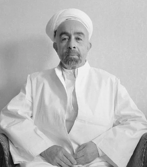 Cecil_Beaton_Photographs-_Political_and_Military_Personalities;_Abdullah,_King_of_Jordan;_Abdullah,_King_of_Jordan_CBM1666_(cropped).jpg