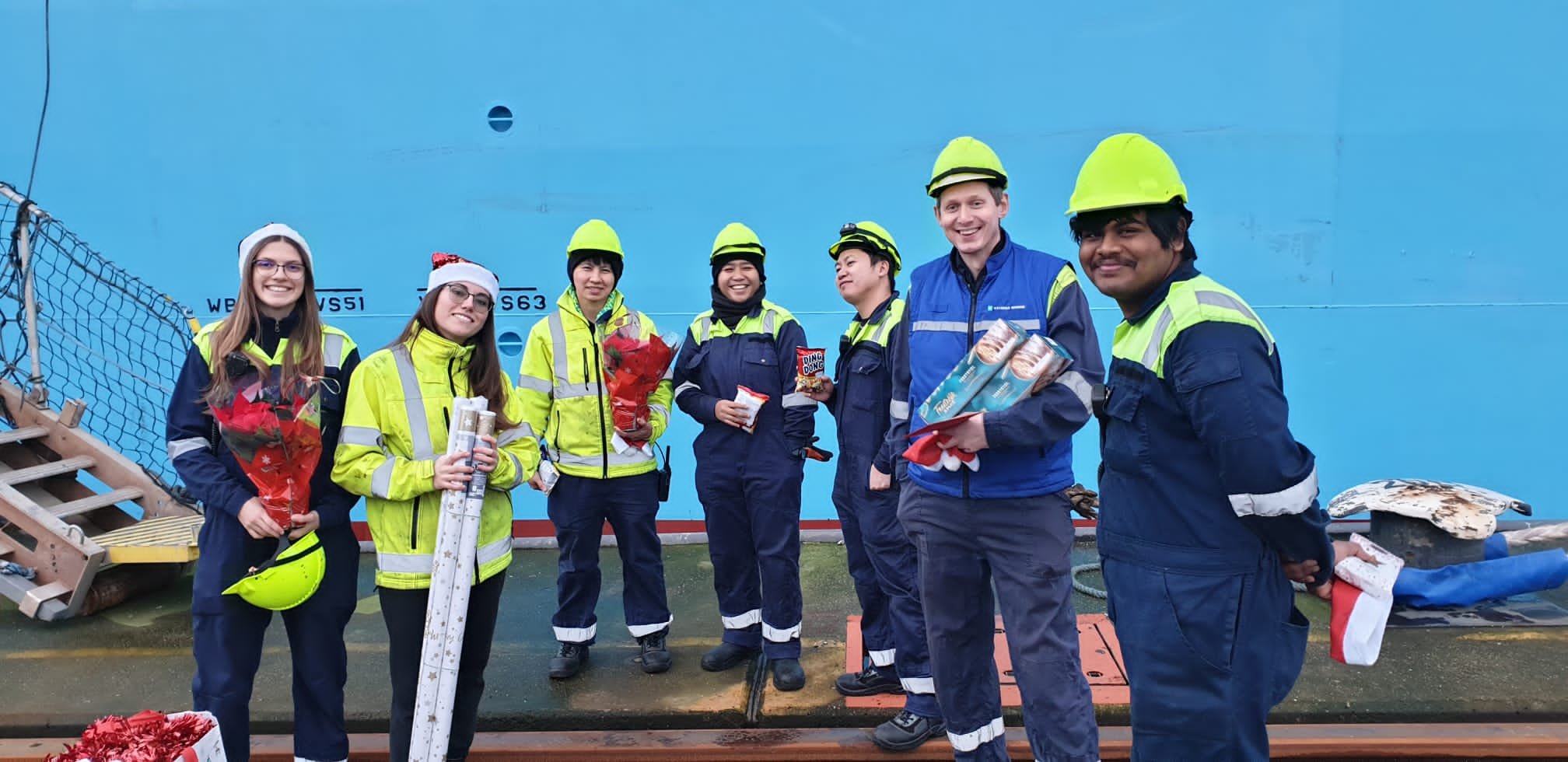 Merry Christmas from Crew Vayenga Maersk.jpg