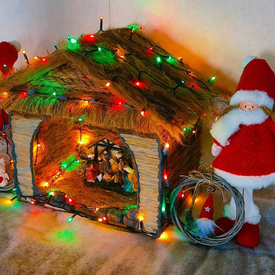 BELEN, Christmas stable handmade by Raymundo Laura Maersk.jpg