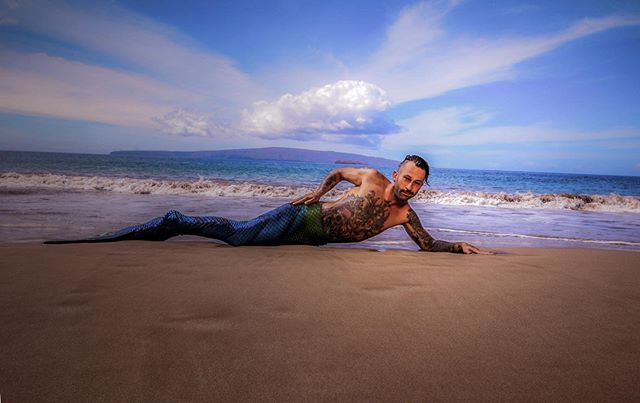 The @surfridermaui Ocean Guardians online auction is still going strong- link in bio to bid on one of our mermazing FantaSea photo shoot packages and other fintastic items. All proceeds go to the Surfrider Foundation to save our oceans. Auction ends 