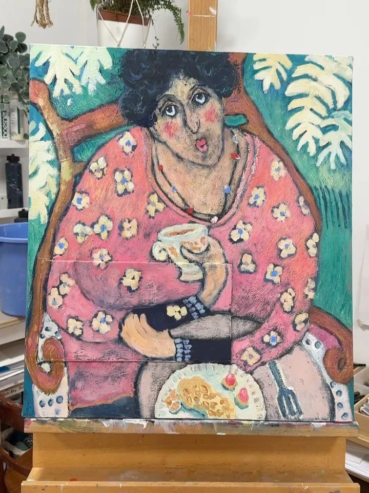 I made the sculpture two years ago and have ever since wanted to paint her. ☺️Drinking tea is part of her rituals a moment to slow down, to observe and enjoy life ..

#stprex #swissartist #portraits #whimsicalart #homedecor