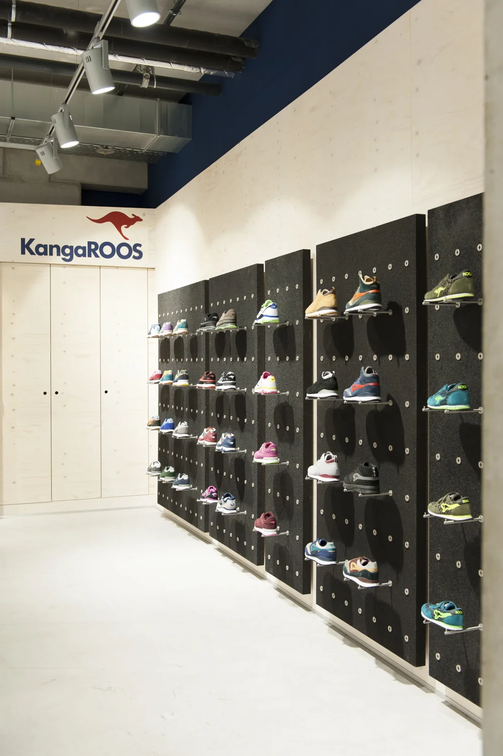 kangaroos showroom (12 von 17).jpg