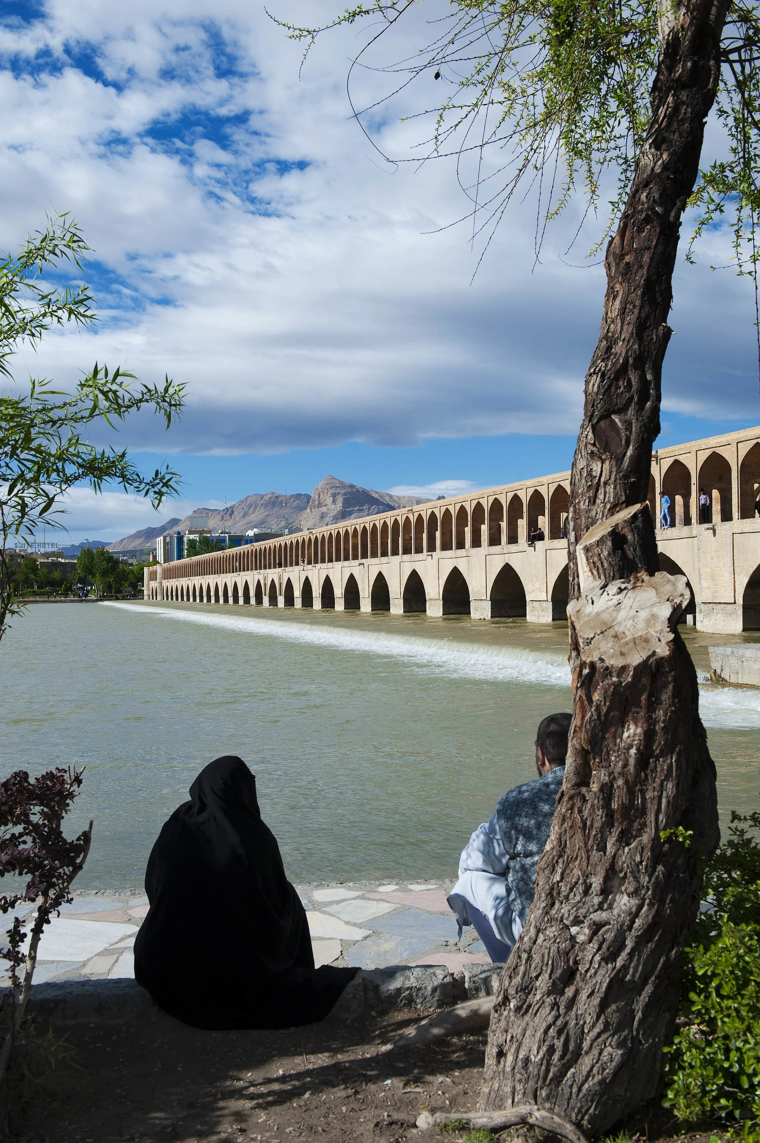 Pol Khajoo (33 bridges) in Isfahan