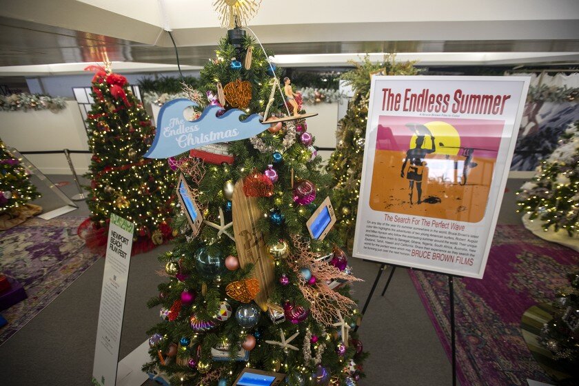 LAPOST.com - Holiday Trees at South Coast Plaza's Pavilion — Bruce Brown  Films