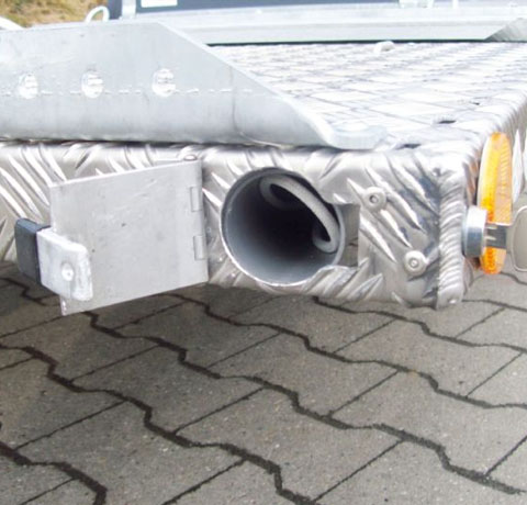 Boeckmann horse floats champion with carriage stand4.jpg