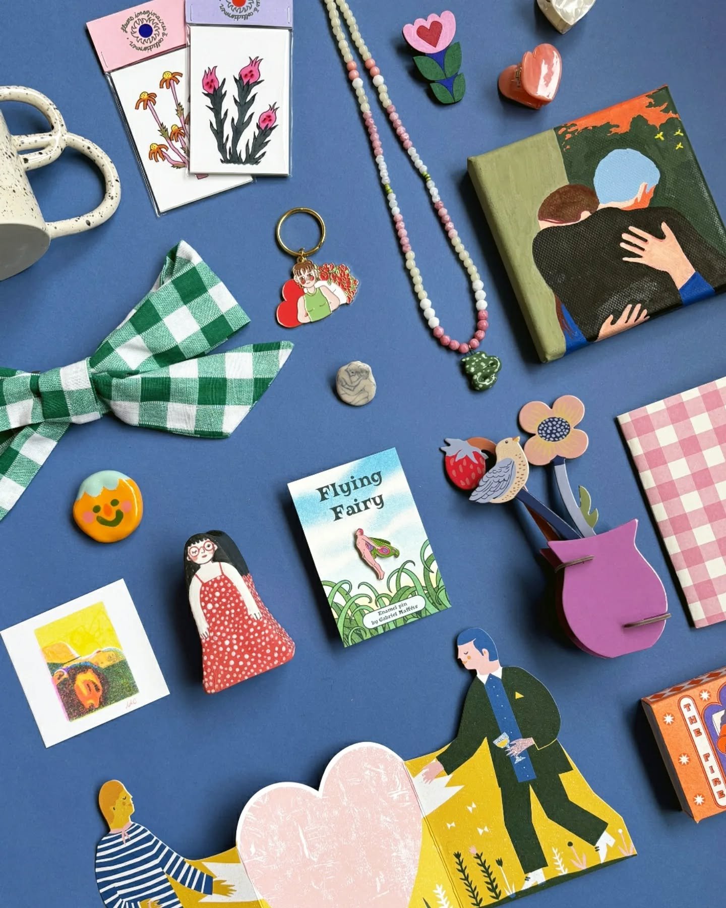 🌷❤️ C&OElig;UR ALL-OVER ❤️🌷
Petite s&eacute;lection de notre curation pour l'expo AMOUR 💐 

Venez d&eacute;couvrir ces tr&eacute;sors qui font battre notre c&oelig;ur  jusqu'au 12 avril 💌

#klindoeil #createurs #paris11 #ruedeguerry #curation