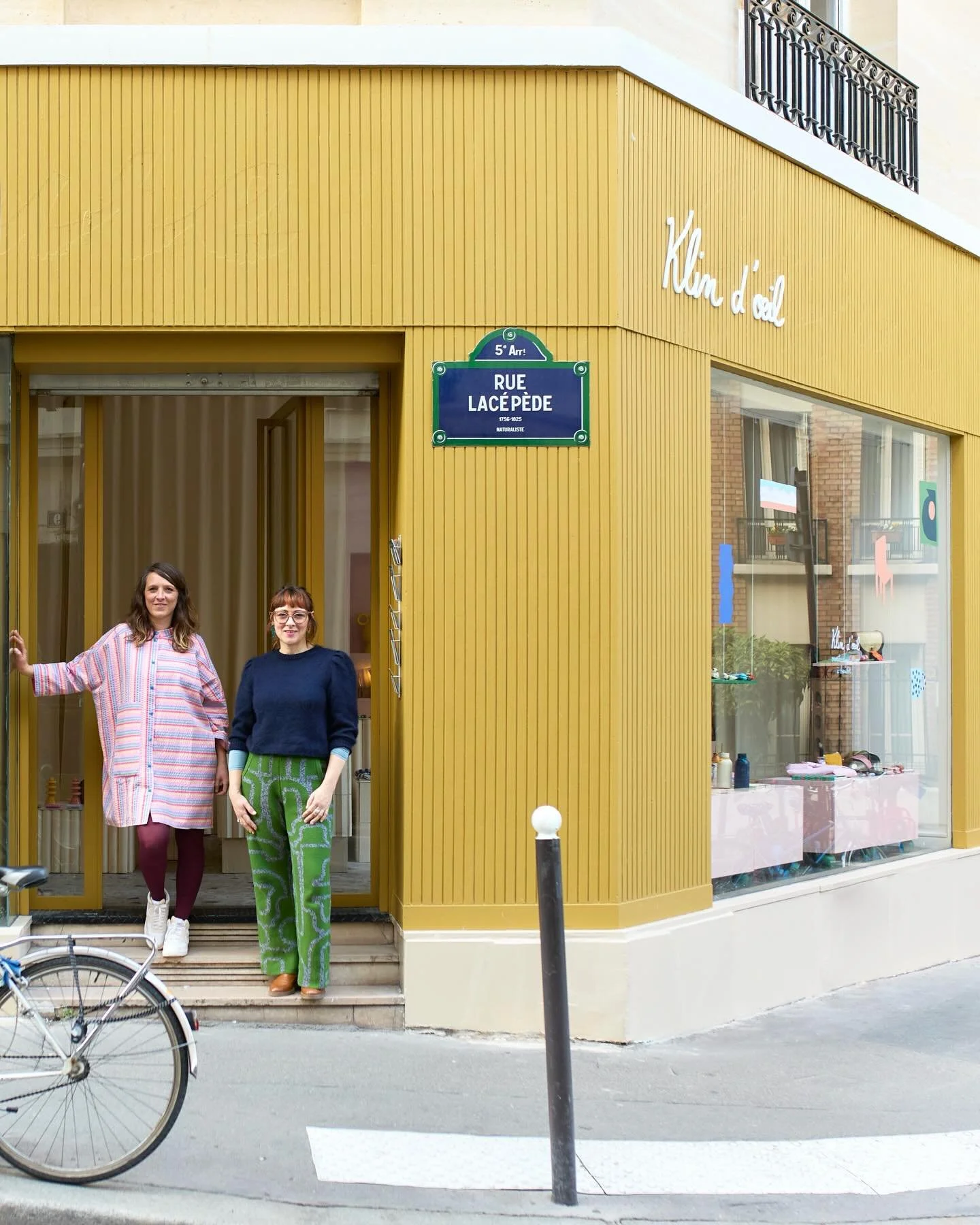 NOUVEAU 🌈🙌🏻 La boutique Rive Gauche sera d&eacute;sormais ouverte le DIMANCHE ! 🦋☀️🌸 Avec l&rsquo;arriv&eacute;e des beaux jours, c&rsquo;est l&rsquo;occasion id&eacute;ale de venir d&eacute;couvrir notre deuxi&egrave;me boutique &agrave; deux p