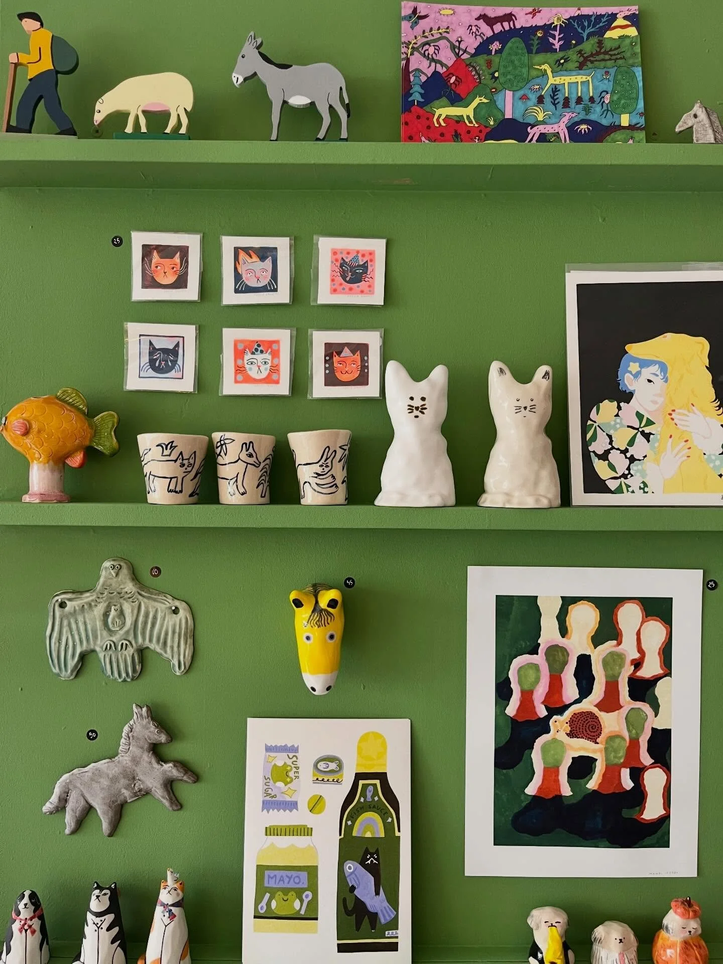 l&rsquo;expo PETS &amp; cie 🦋🐾🐈🐟🐢
sur nos &eacute;tag&egrave;res il y a &hellip; 
Des prints, de la papeterie, des cartes, des objets textiles, de la c&eacute;ramiques, des t-shirts, des livres, des biscuits&hellip;

jusqu&rsquo;au 23 mai 2026 ?