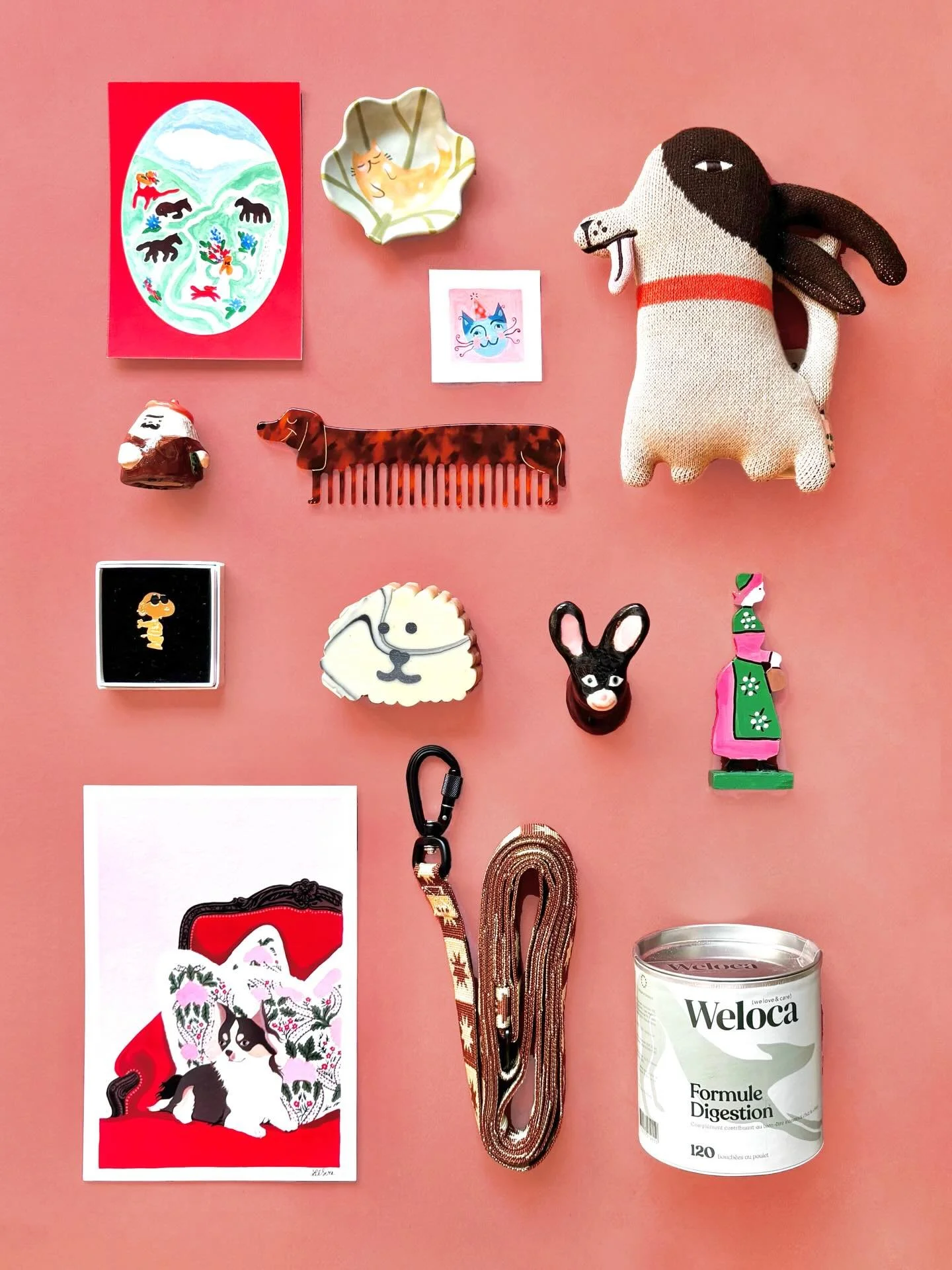 L&rsquo;expo PETS &amp; cie c&eacute;l&egrave;bre nos petites b&ecirc;tes de compagnie. 🐾✨🐶🐈
C&eacute;ramiques, objets textiles, illustrations, d&eacute;co, croquettes&hellip; ❤️

 &agrave; decouvrir jusqu&rsquo;au 23 mai 
chez Klin d&rsquo;&oelig