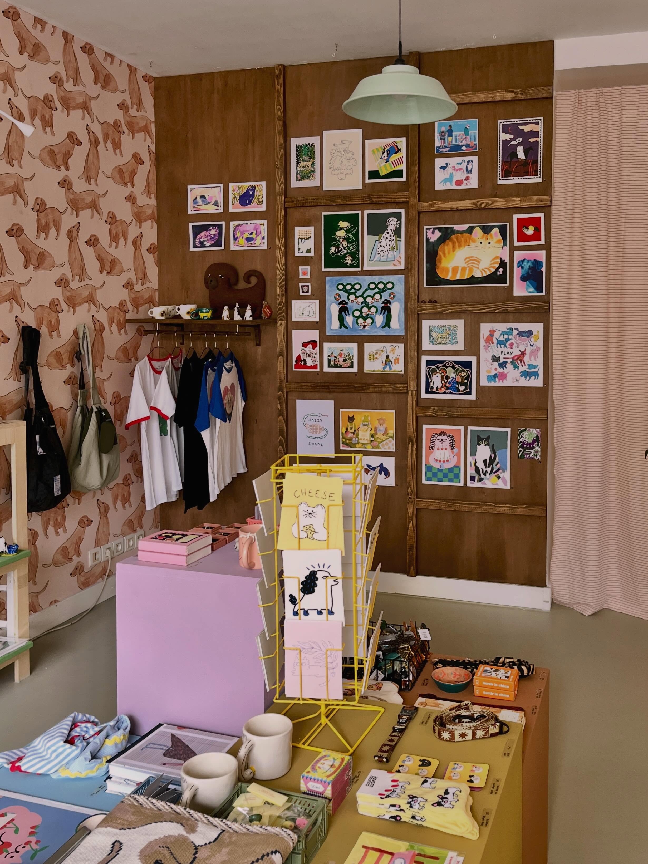 🐾 L&rsquo;expo PETS &amp; Cie, c&rsquo;est fini ! 🐾
Un immense merci d&rsquo;&ecirc;tre venus si nombreux d&eacute;couvrir notre curation d&rsquo;artistes et de cr&eacute;ateurs qui mettent &agrave; l&rsquo;honneur nos fid&egrave;les compagnons !

