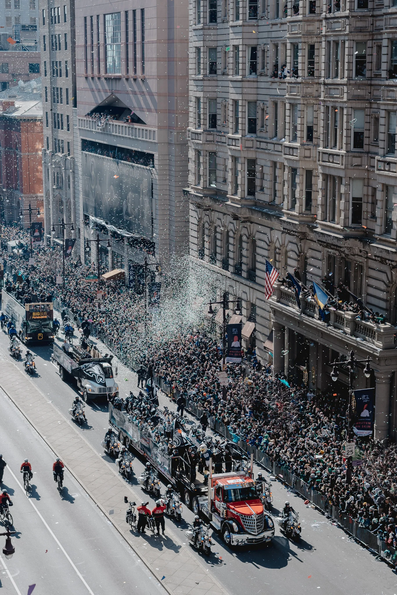 EaglesParade-3415.jpg