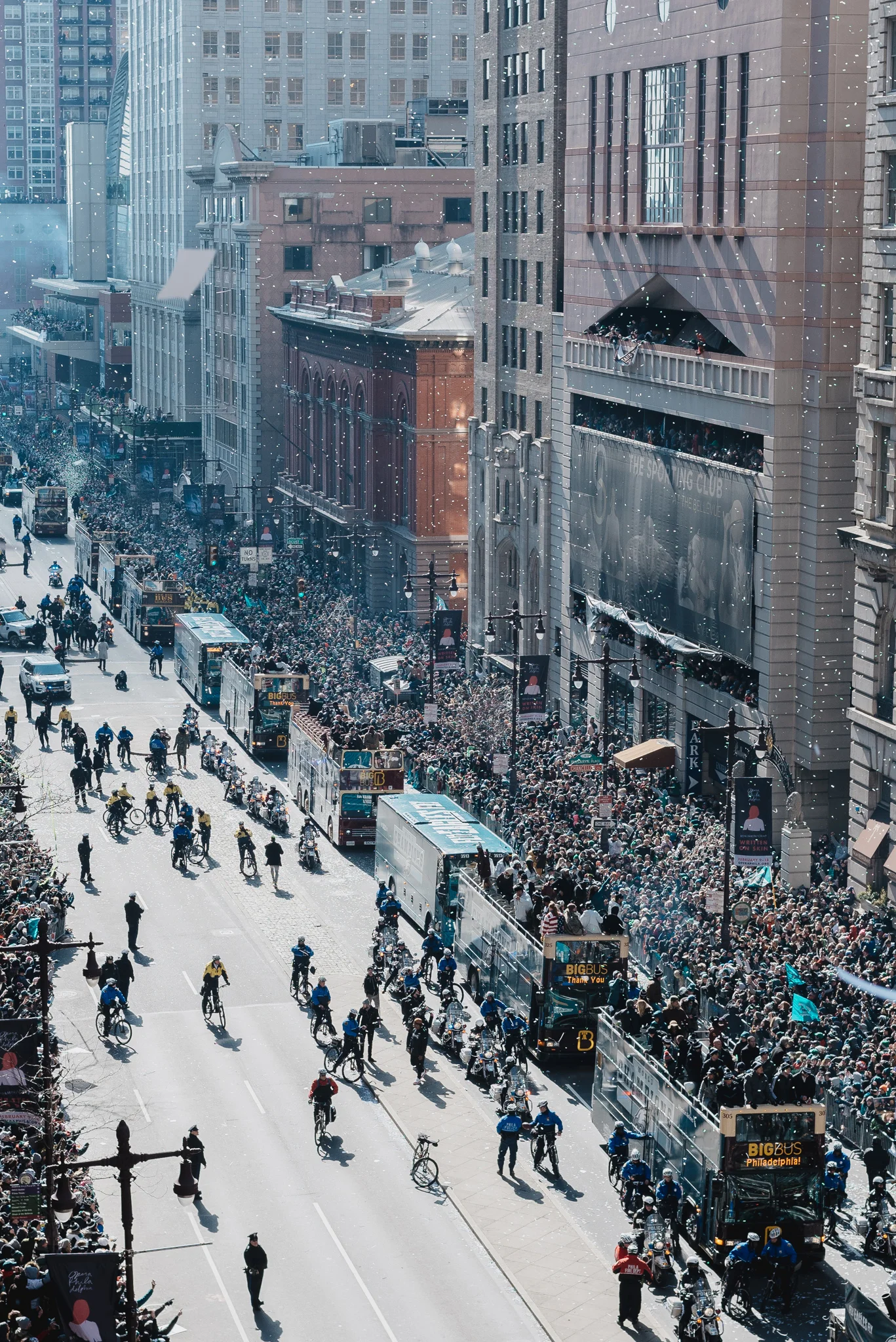 EaglesParade-3429.jpg