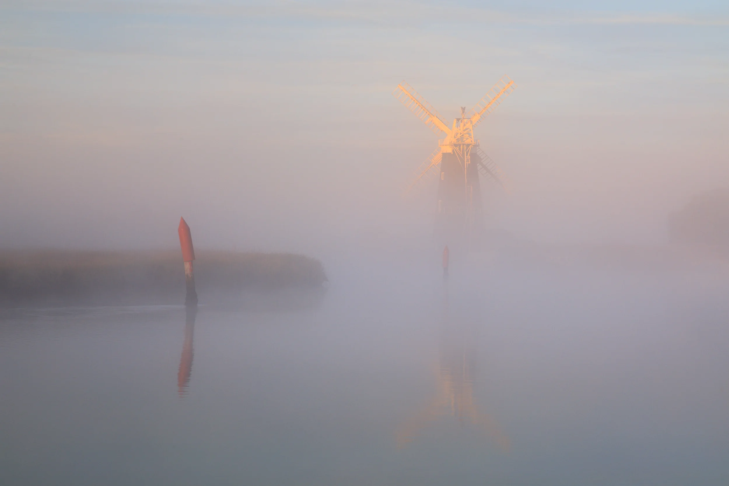 First light Berney Arms, Norfolk