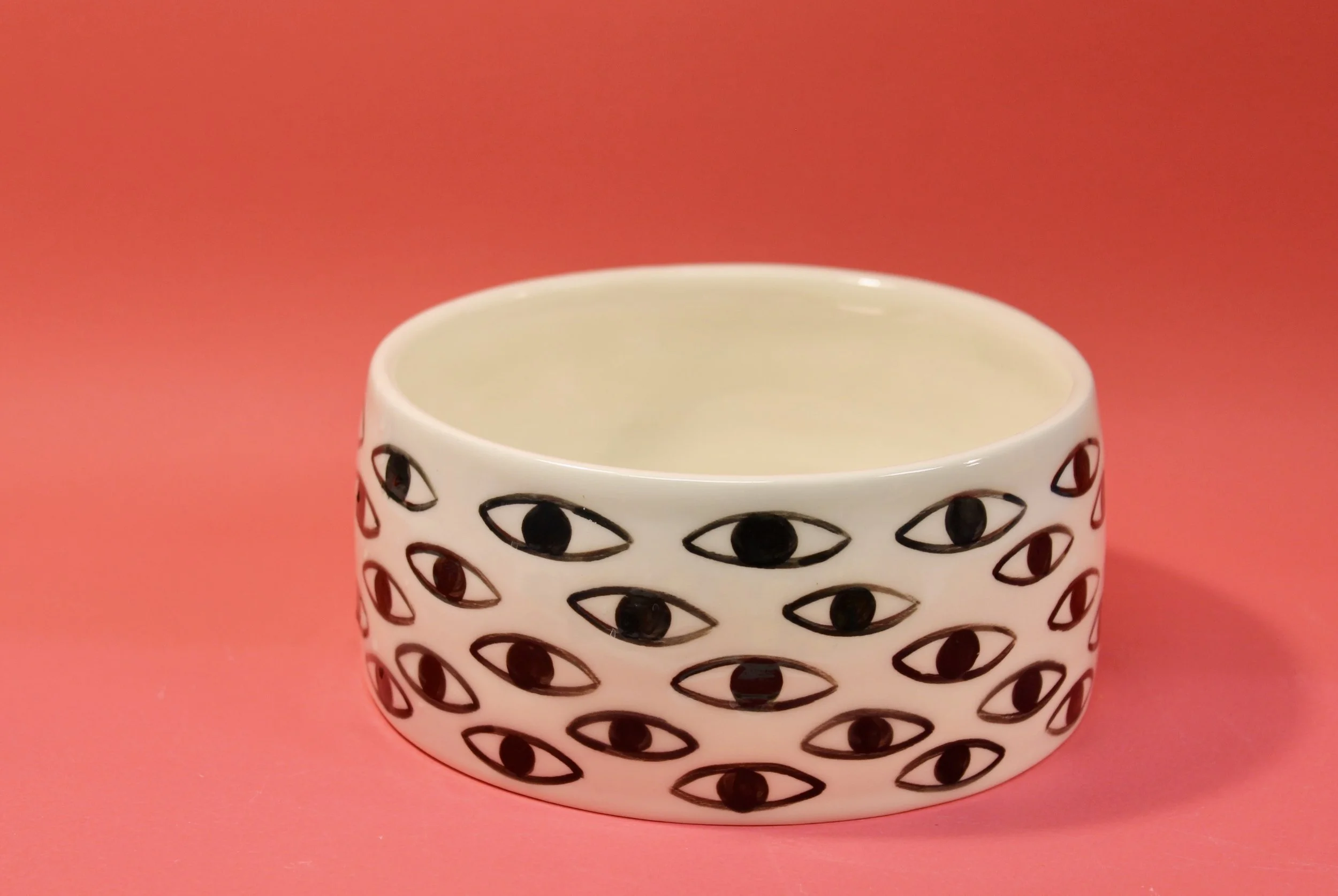 Eye-pot - porcelain container 