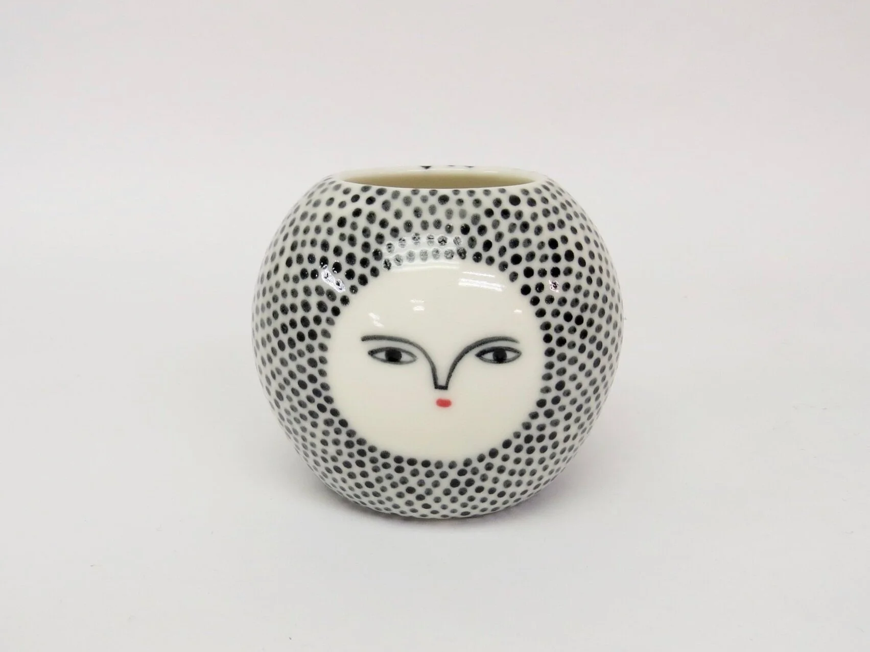 Délia - porcelain pot