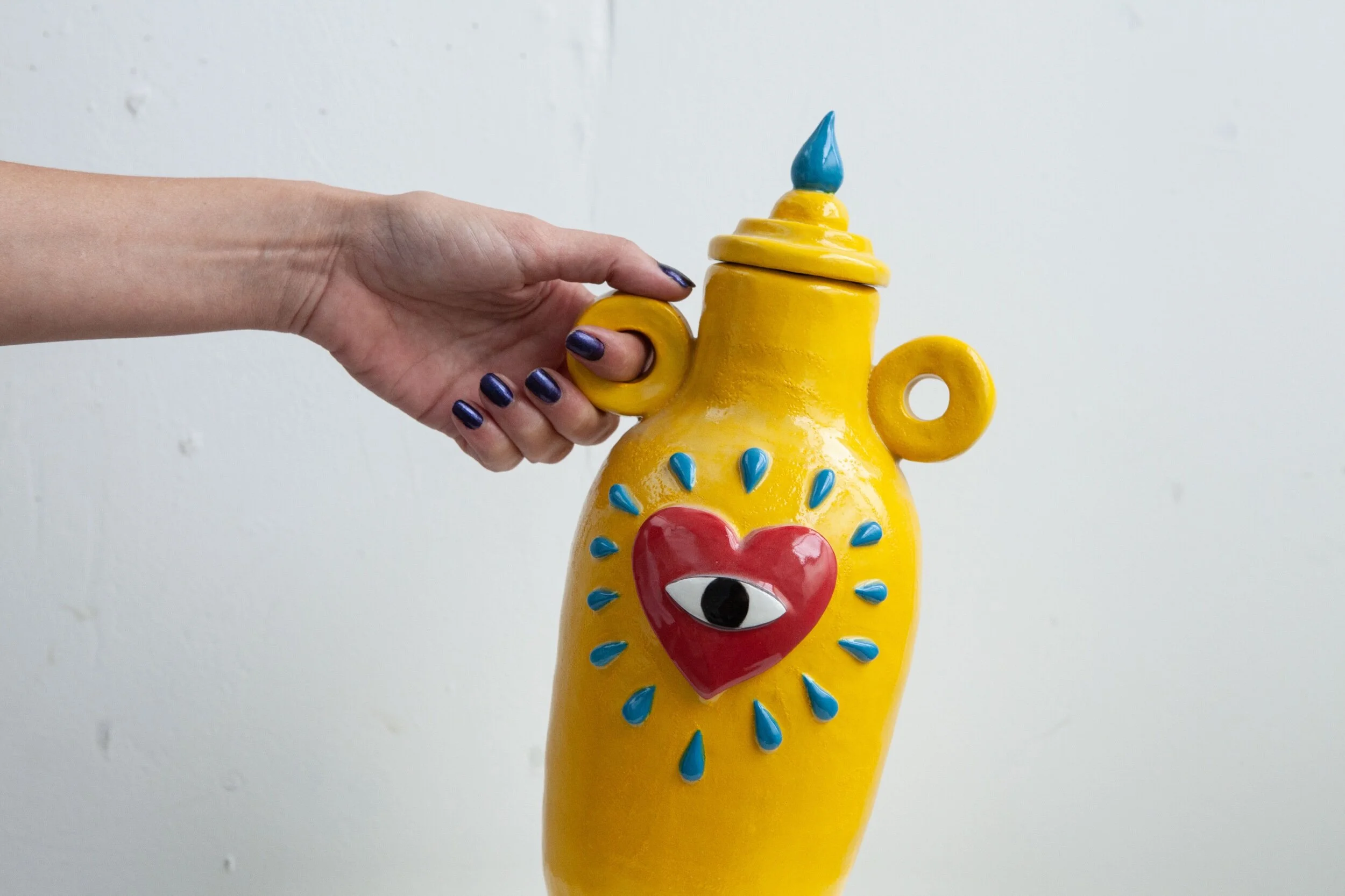 B919063B-0751-423F-95F0-D3E7B15FB149