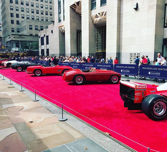 #30rock #ferrari #ferrarilovers #ferraridaytona #ferrari70nyc #contest