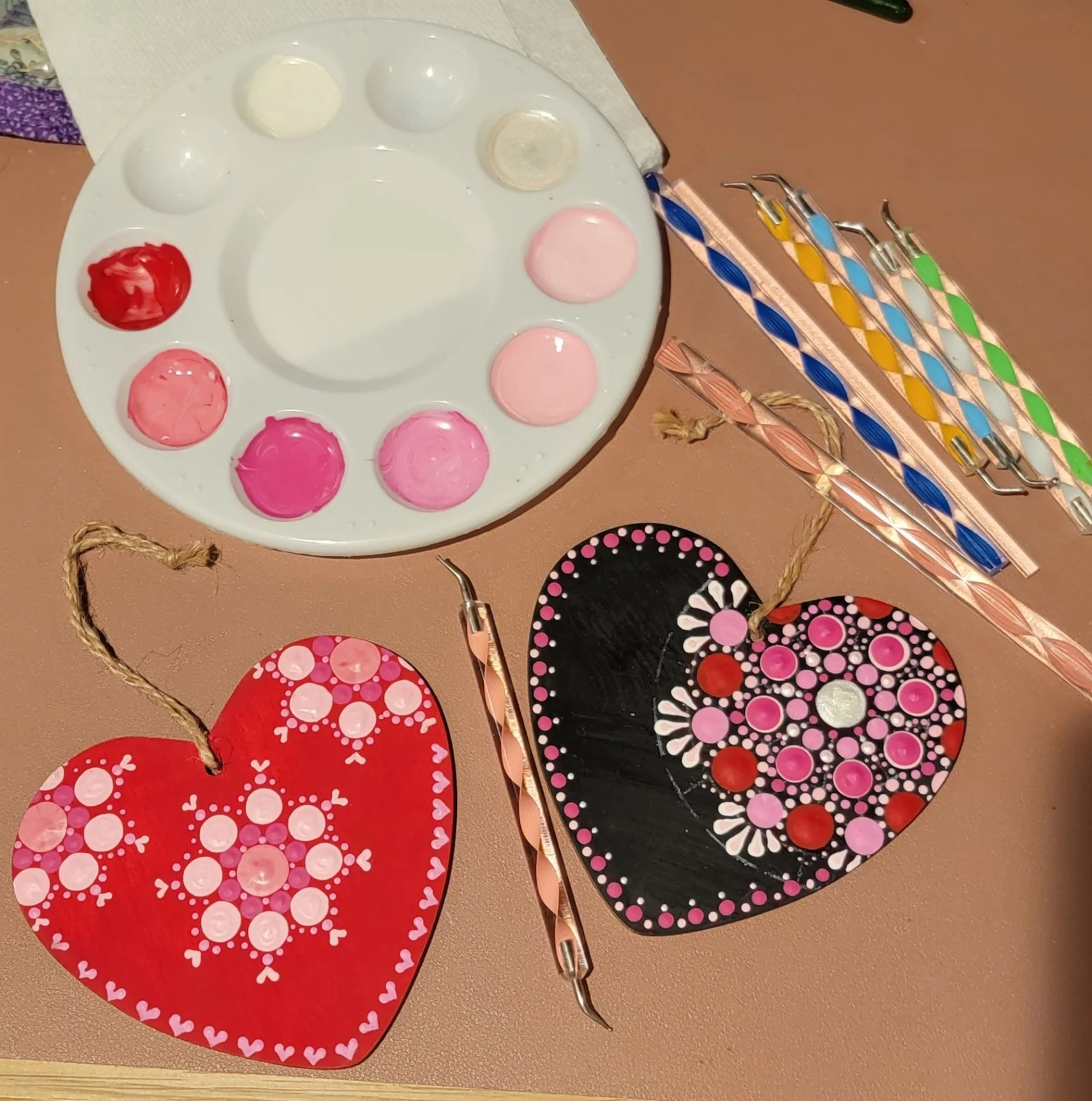 2/9 HEART ORNAMENT: MANDALA DOT PAINTING