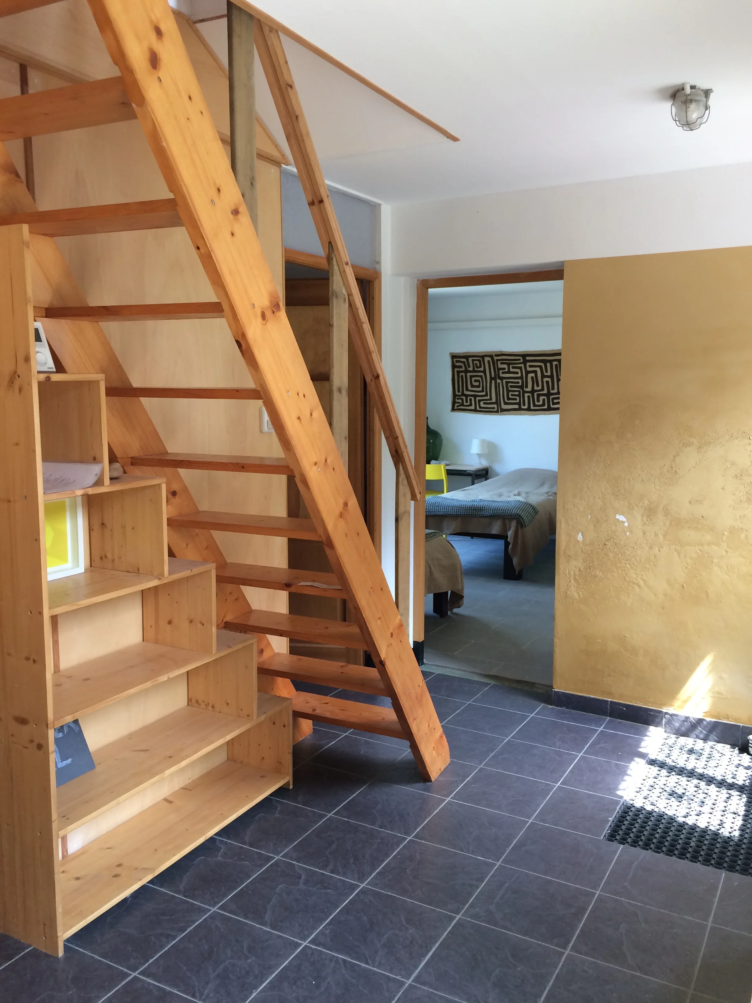 Achterhuis: Hal, doorzicht naar ridderzaal