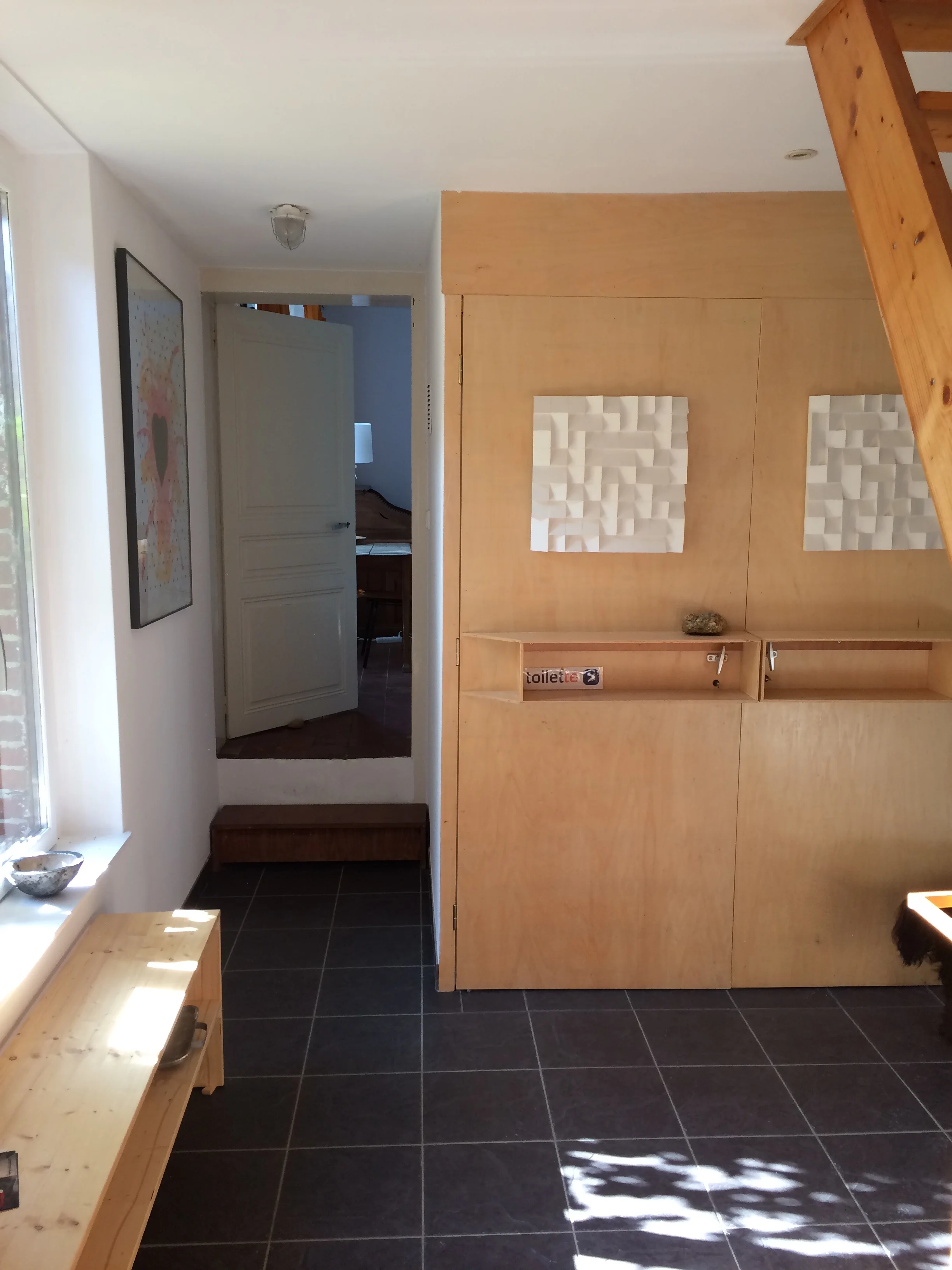 Achterhuis: Hal, doorzicht naar gastenkamer