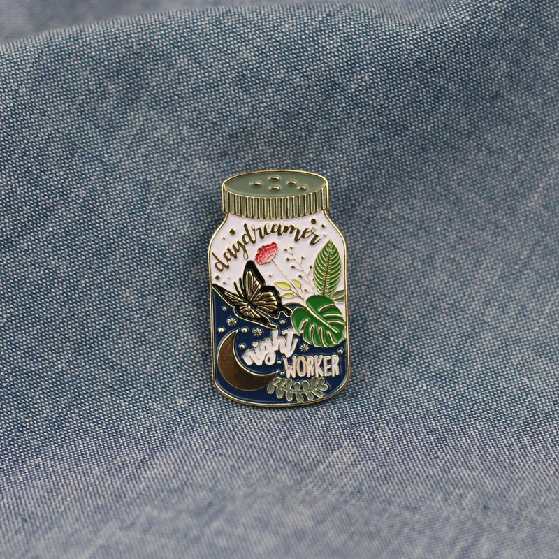 mason-jar-enamel-pin-4.jpg