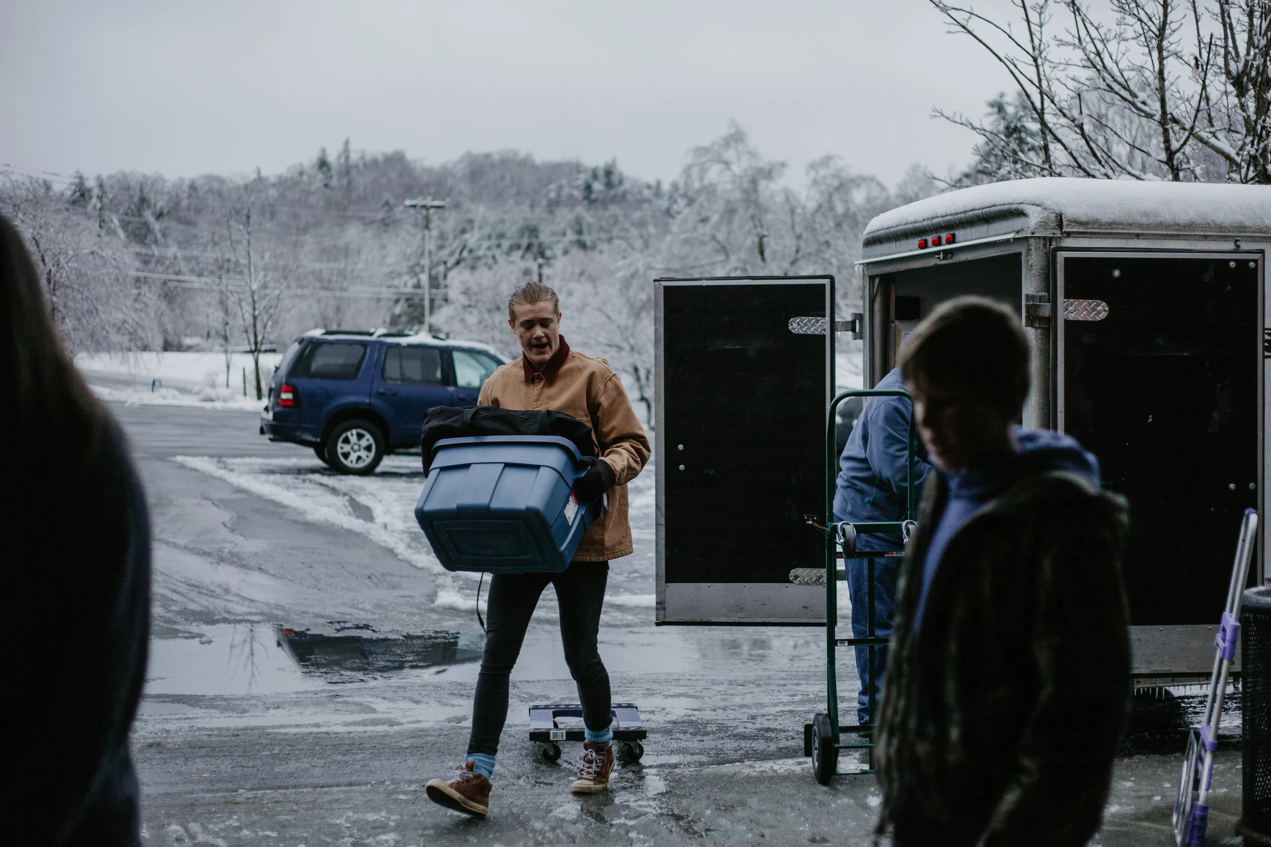 Elec pushing through a Sunday load-in just after an ice storm!