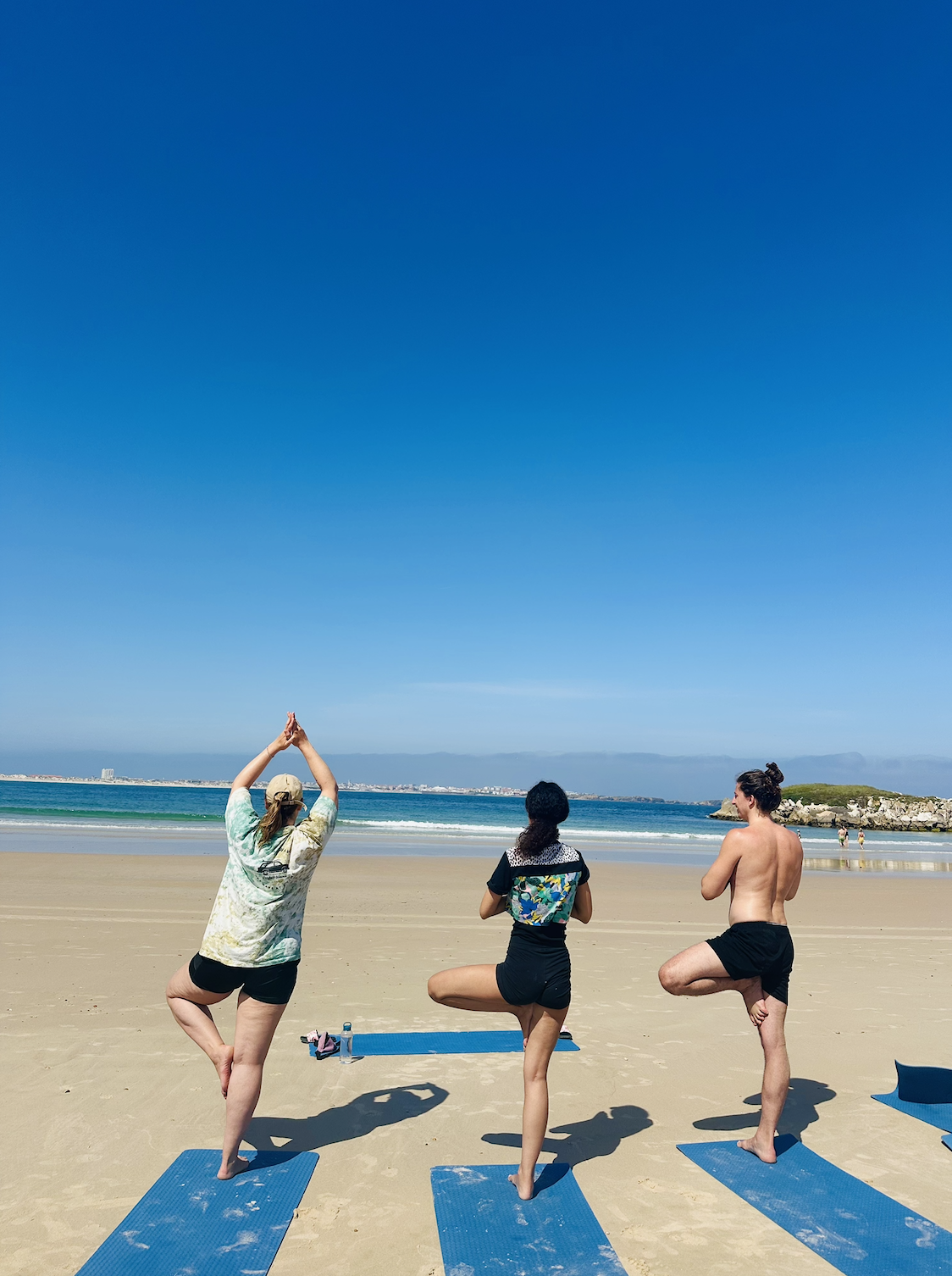 surf and yoga camp peniche portugal