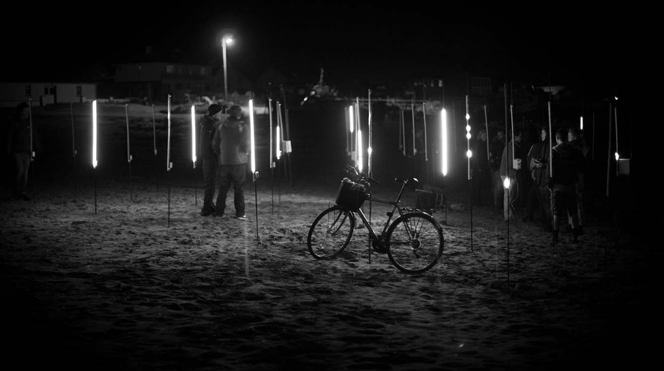 Pixel Mapping Motion Design on the beach