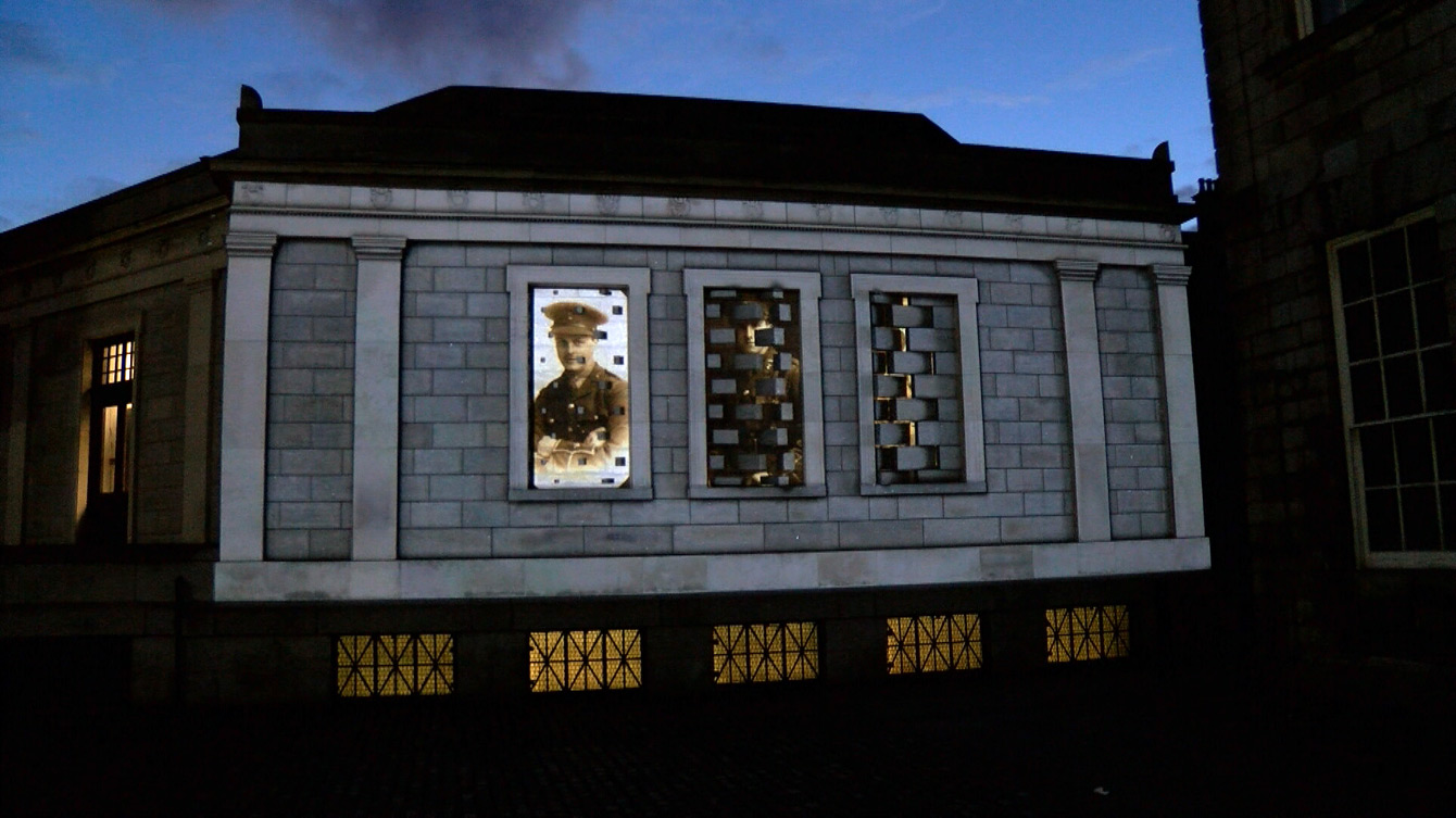 using projection mapping and 3D motion graphics for a visual installation