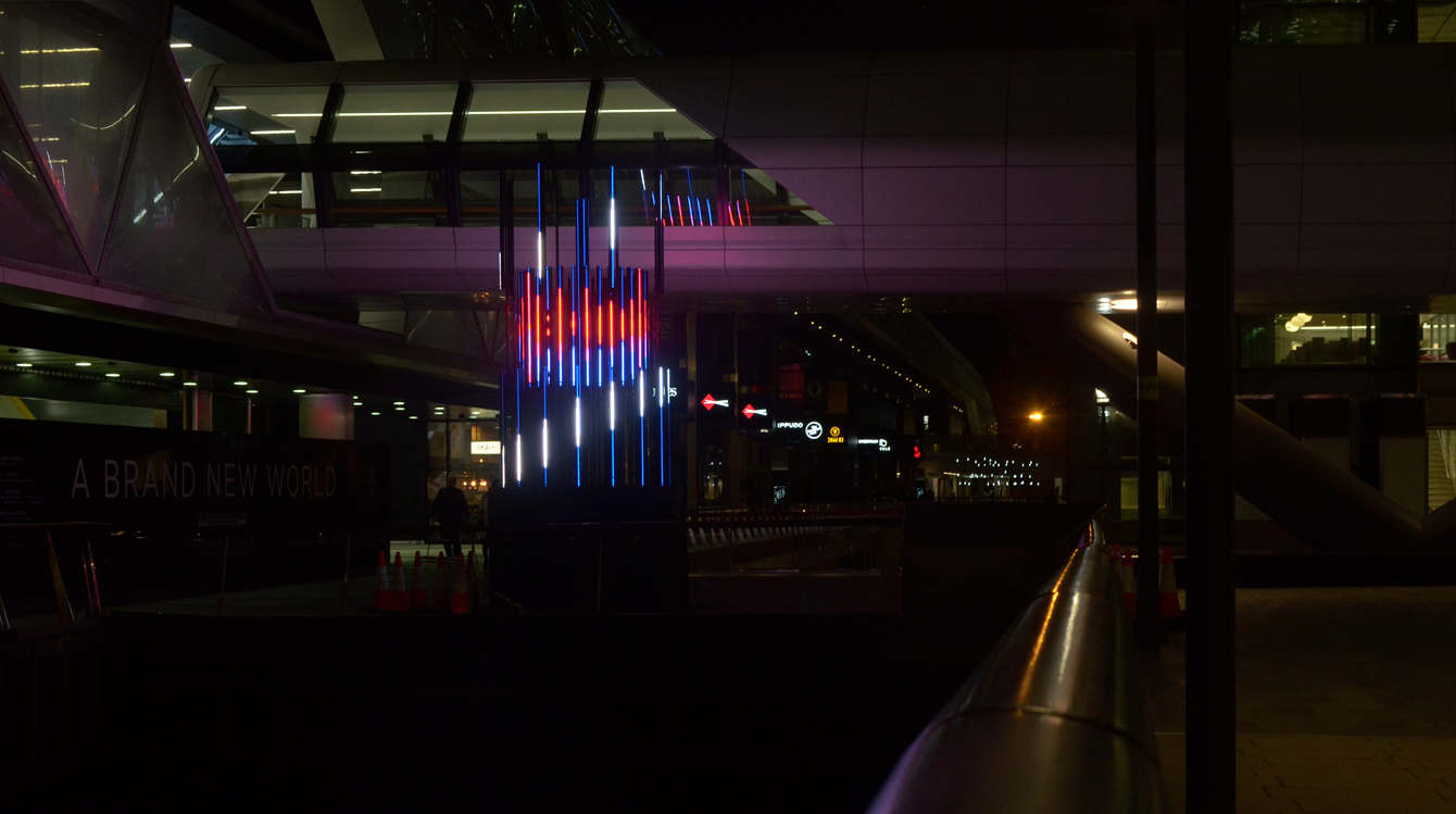 Projection mapping in Canary Wharf using 2D and 3D motion graphics on a sculpture design project
