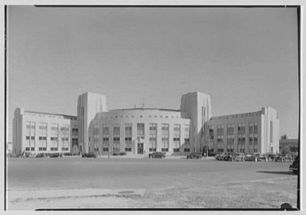 CARDINAL HAYES HIGH SCHOOL - AUGUST 27, 1941 PHOTO: LIBRARY OF CONGRESS